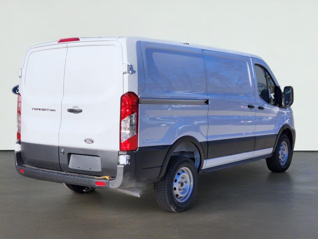 2026 Ford Transit-250 Low Roof SWB
