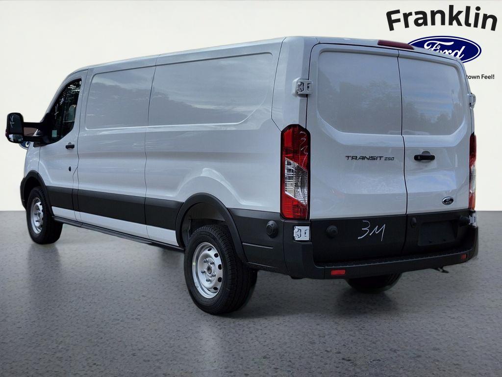 2025 Ford Transit-250 Low Roof LWB