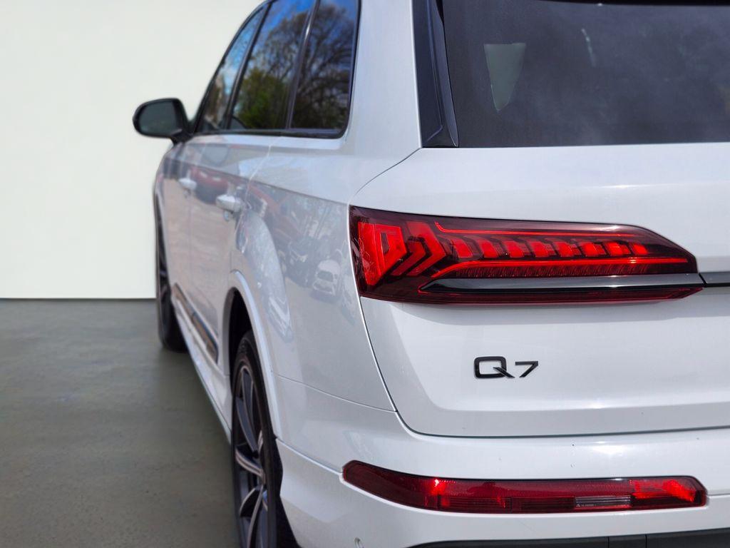 2023 Audi Q7 55 Premium Plus quattro