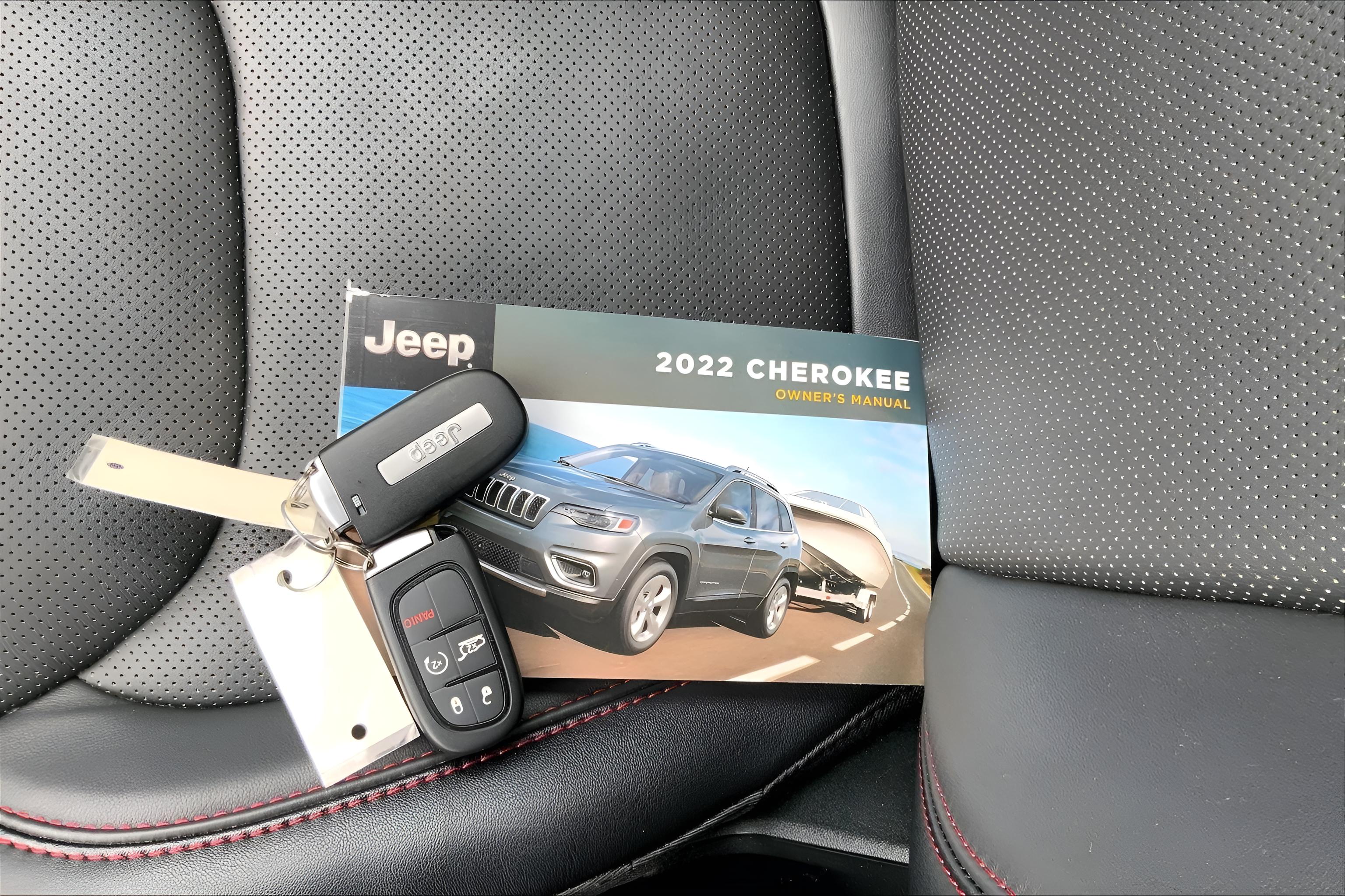 2022 Jeep Cherokee Trailhawk