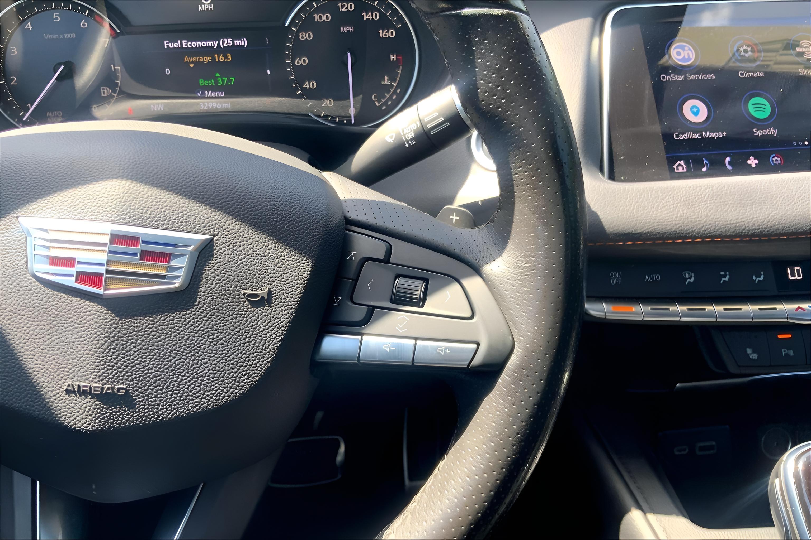 2023 Cadillac XT4 Sport