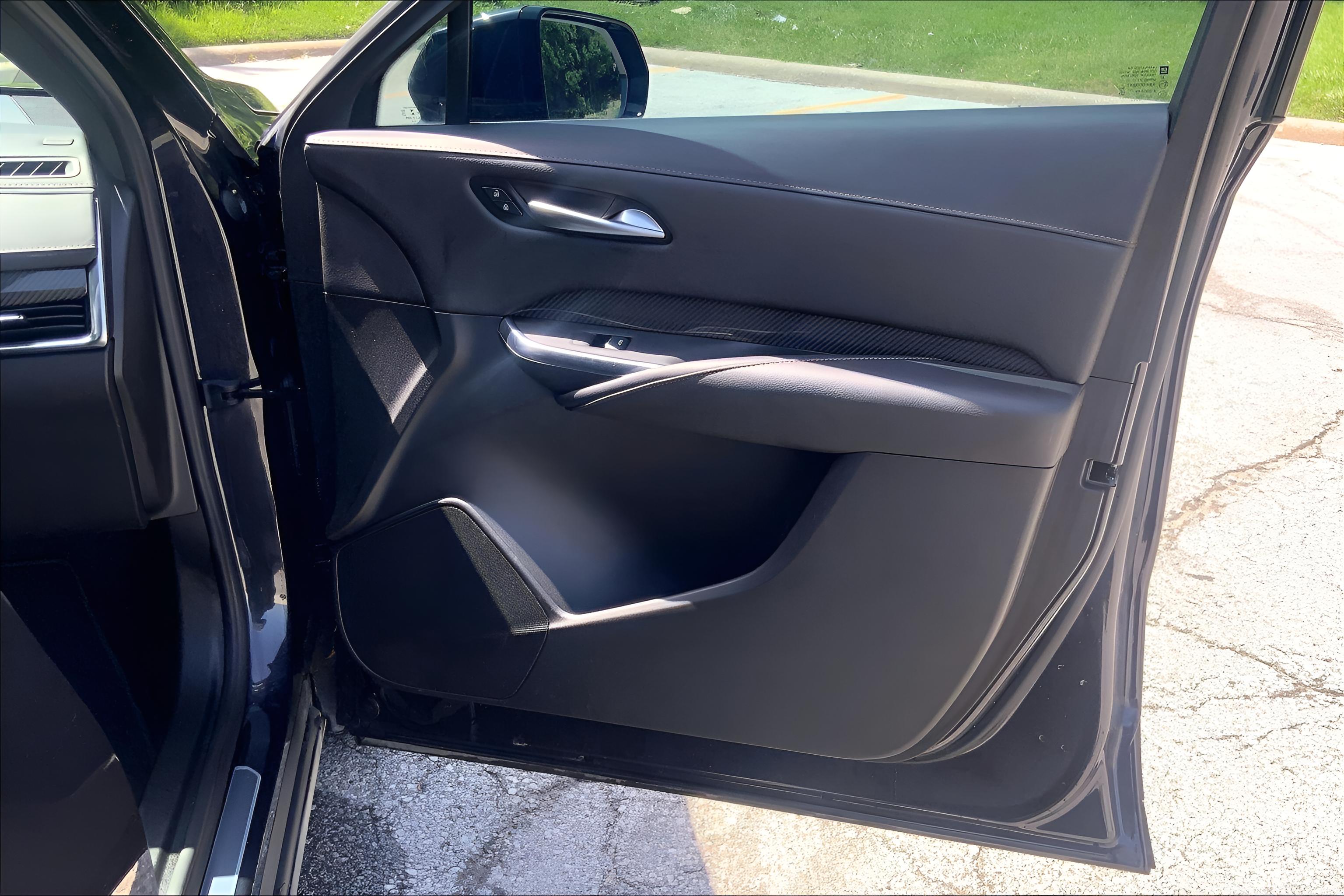 2023 Cadillac XT4 Sport