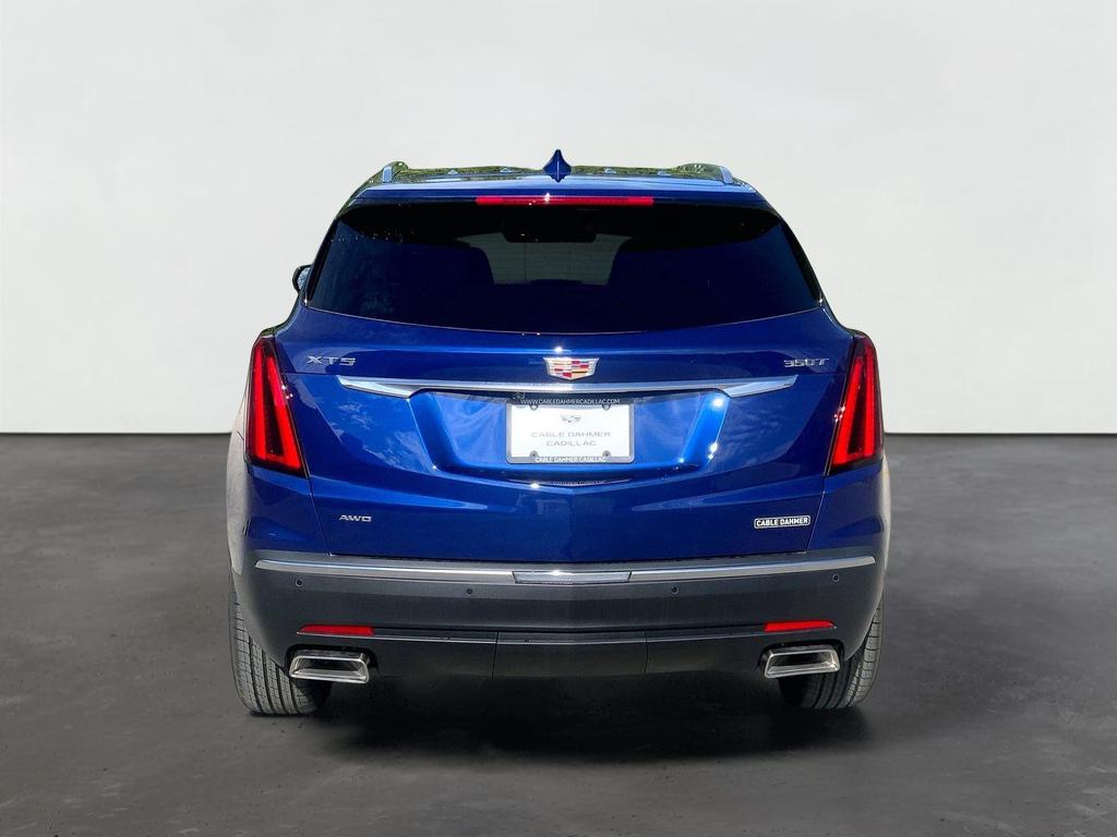 2026 Cadillac XT5 Luxury