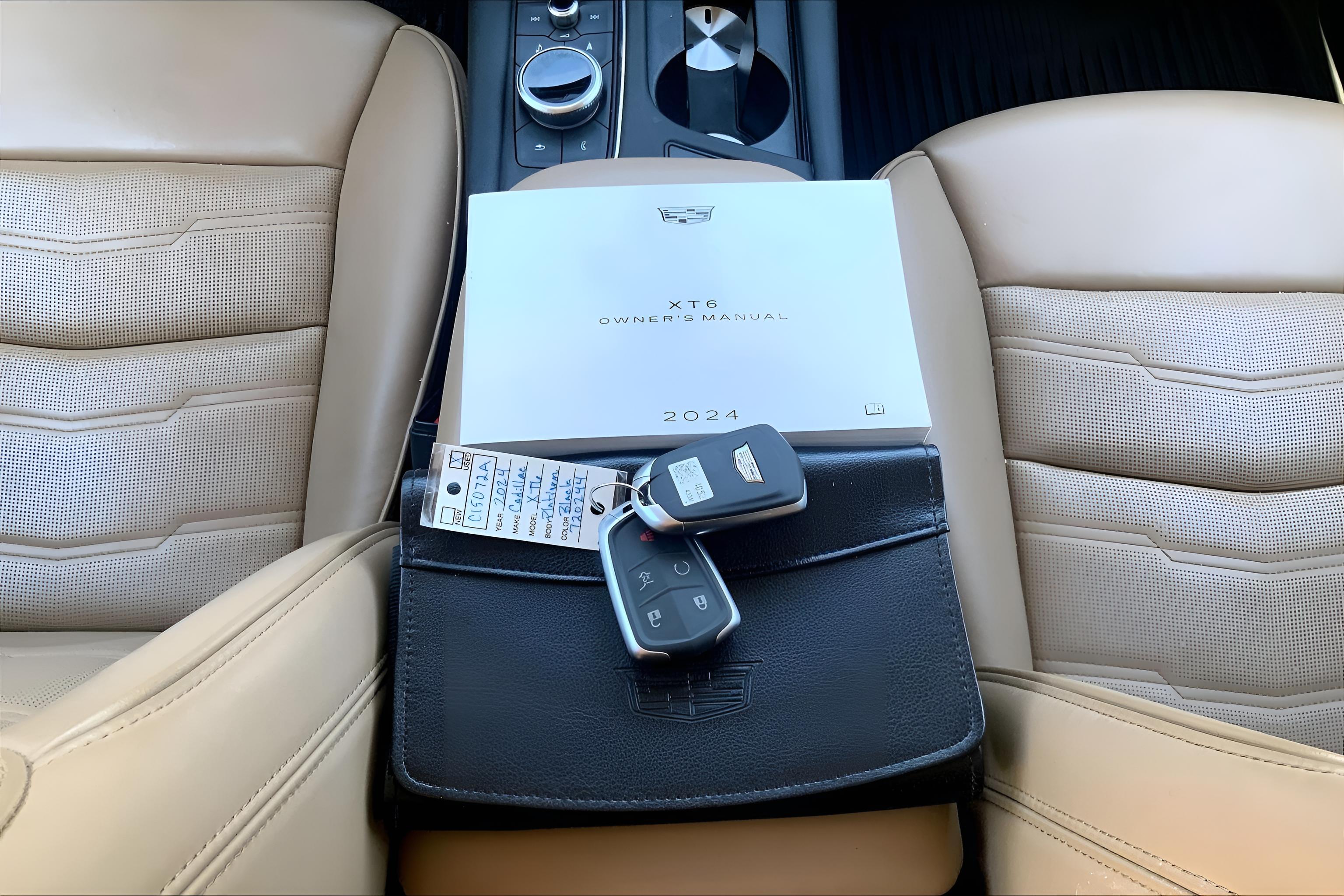 2024 Cadillac XT6 Premium Luxury