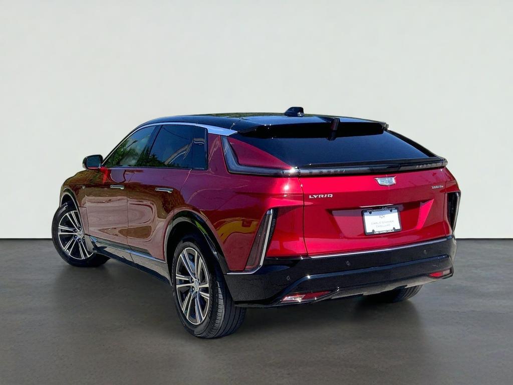 2024 Cadillac LYRIQ Luxury 1