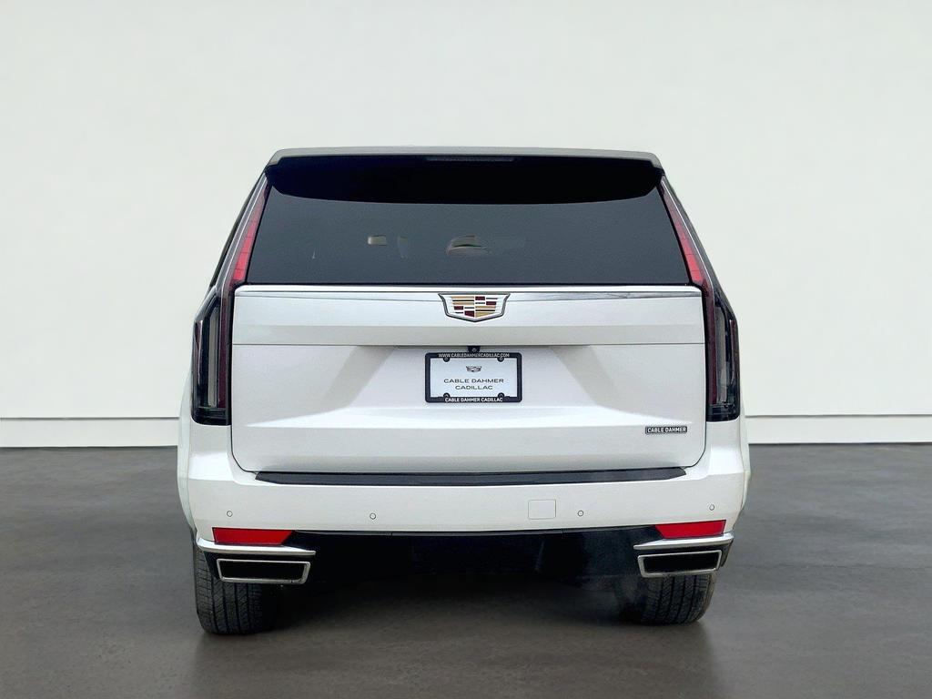 2022 Cadillac Escalade Luxury
