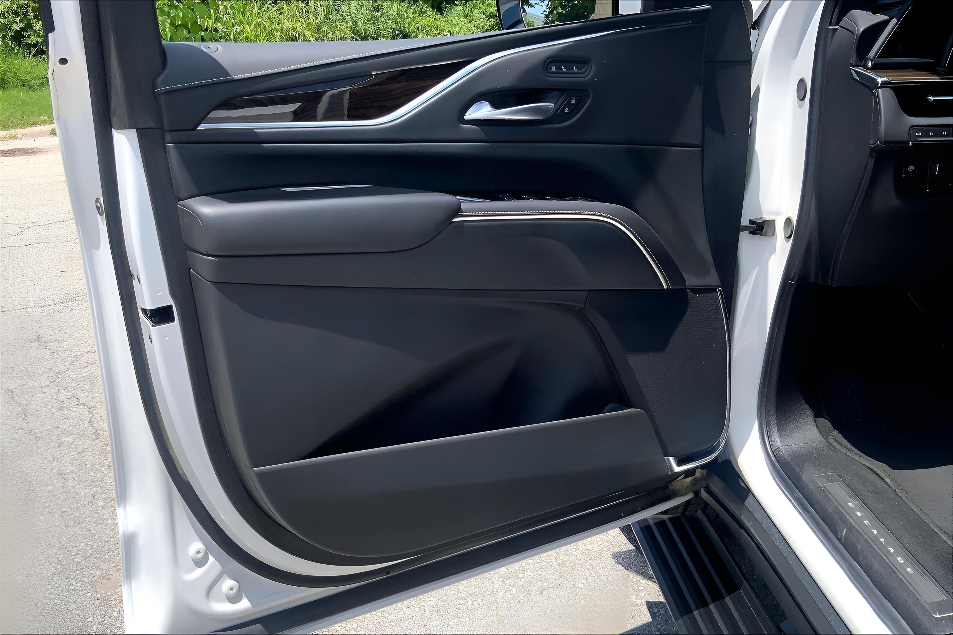 2024 Cadillac Escalade ESV Sport Platinum
