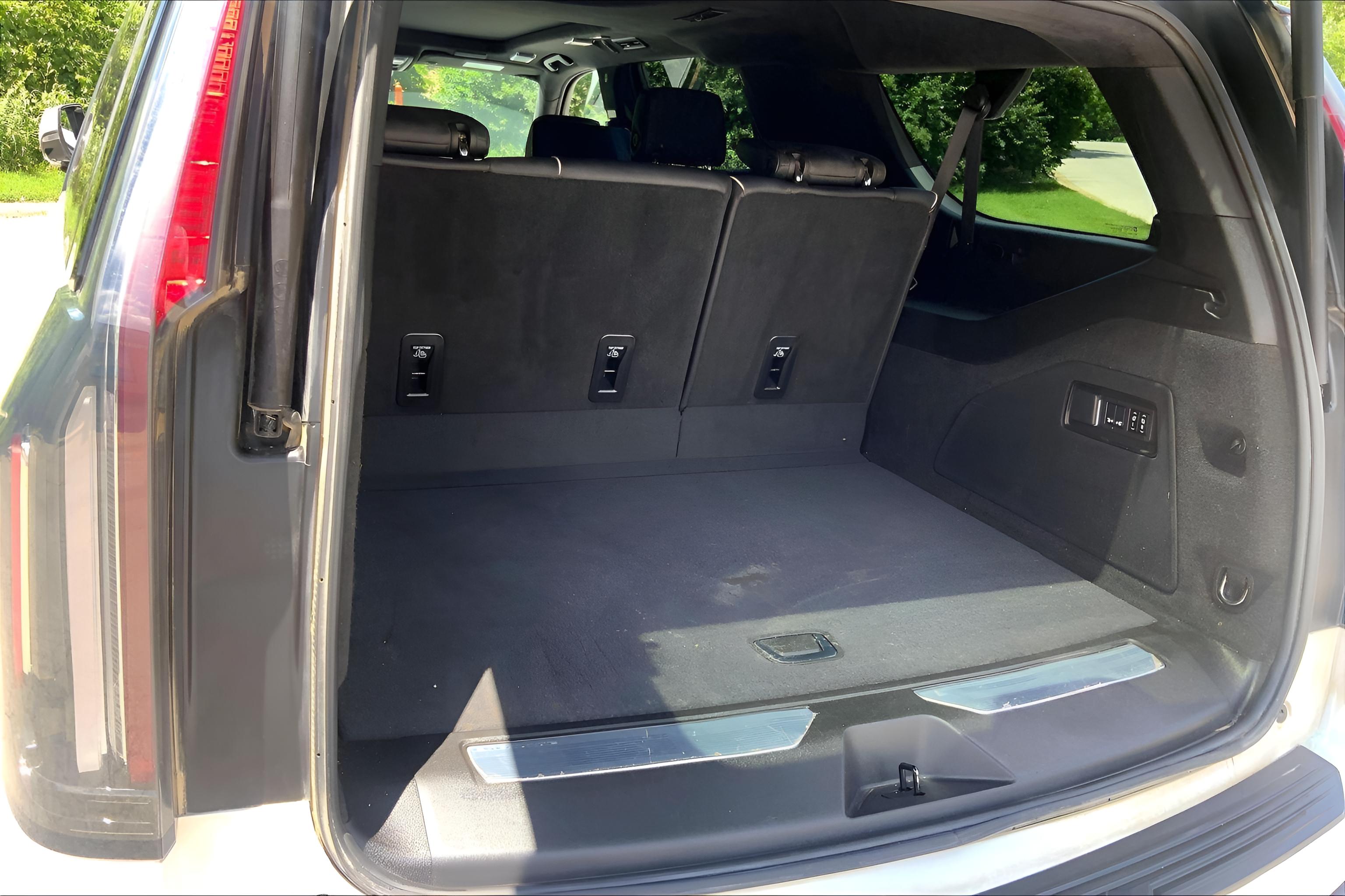 2024 Cadillac Escalade ESV Sport Platinum