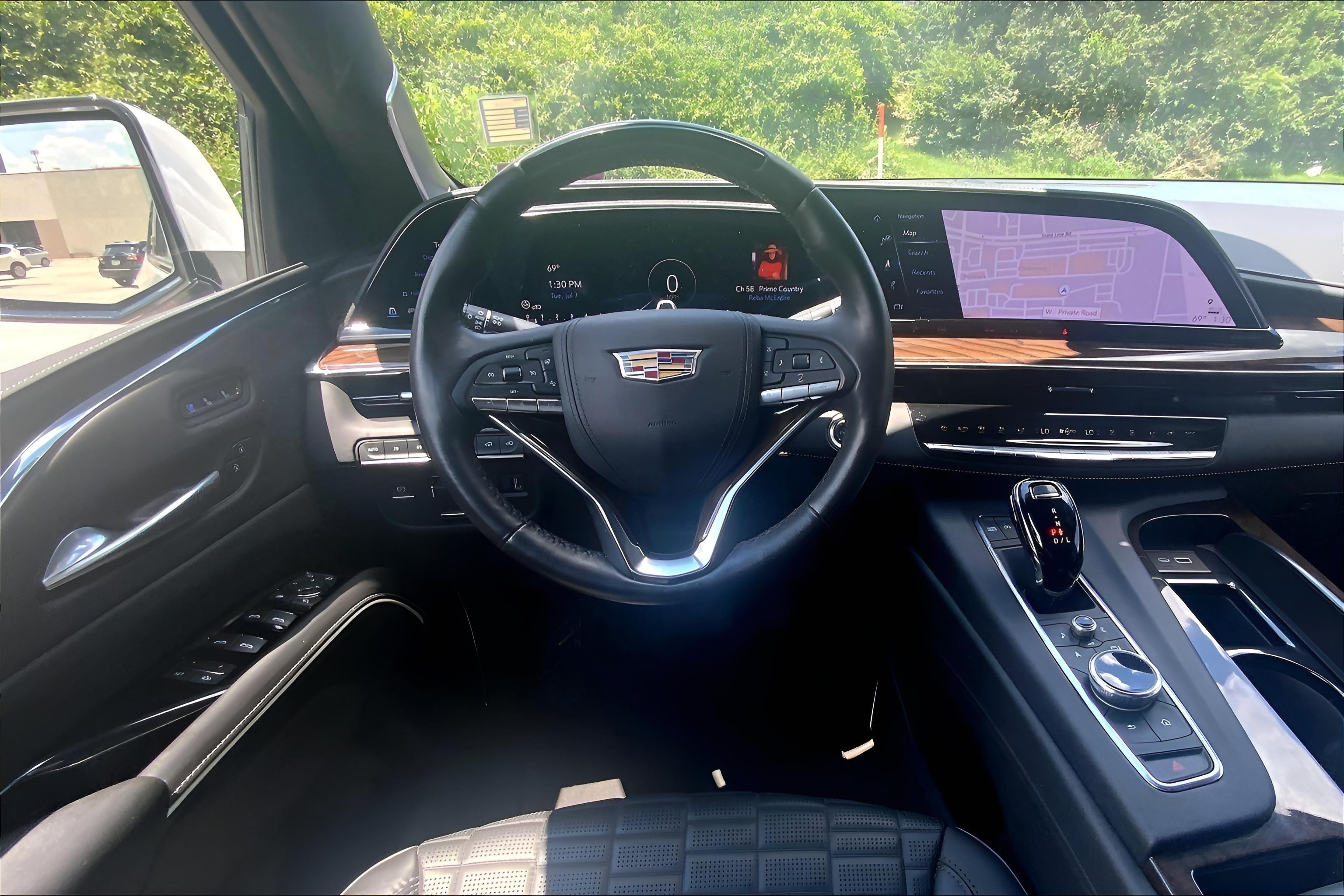 2024 Cadillac Escalade ESV Sport Platinum