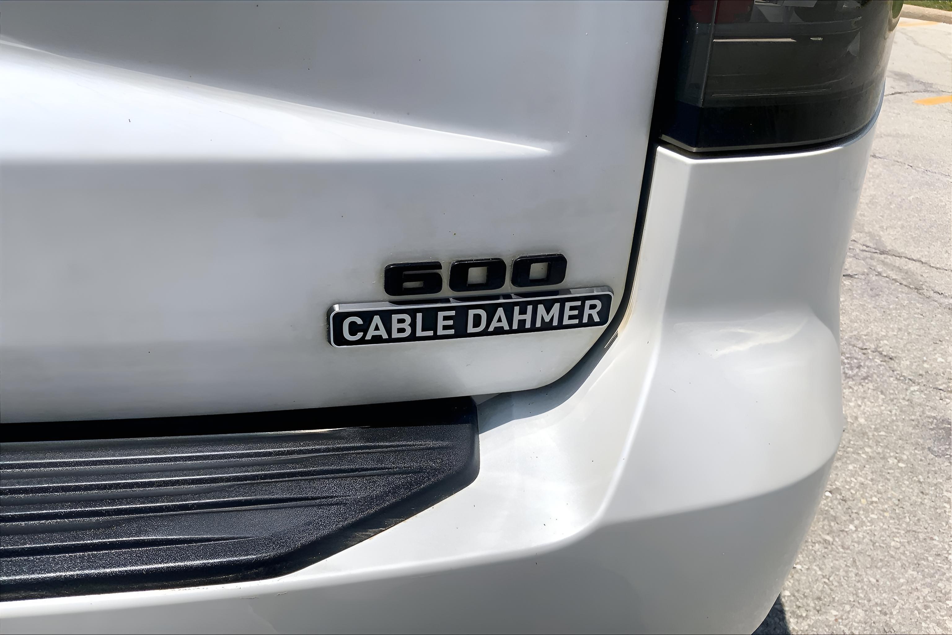 2024 Cadillac Escalade ESV Sport Platinum