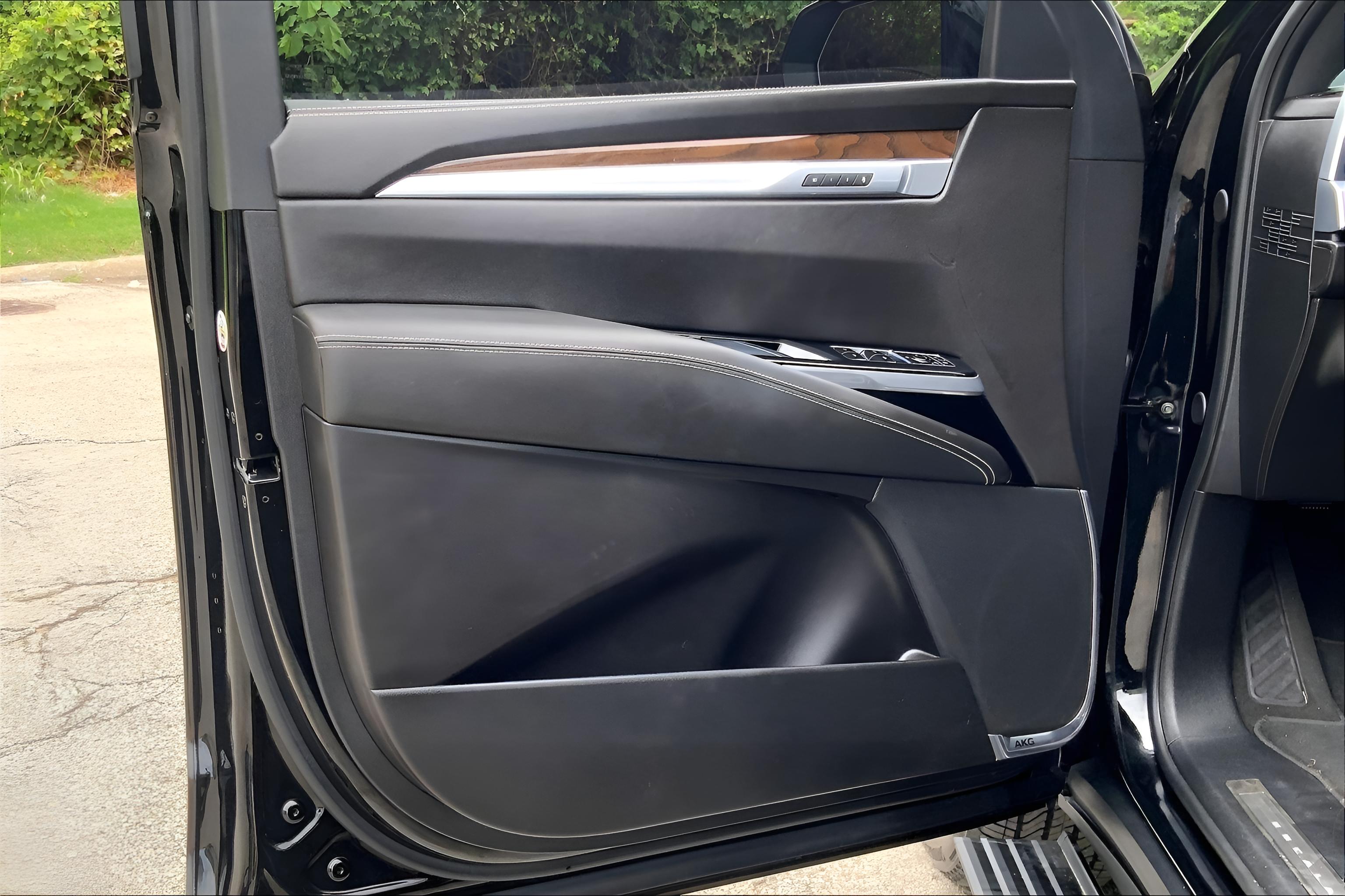 2025 Cadillac Escalade Sport Platinum