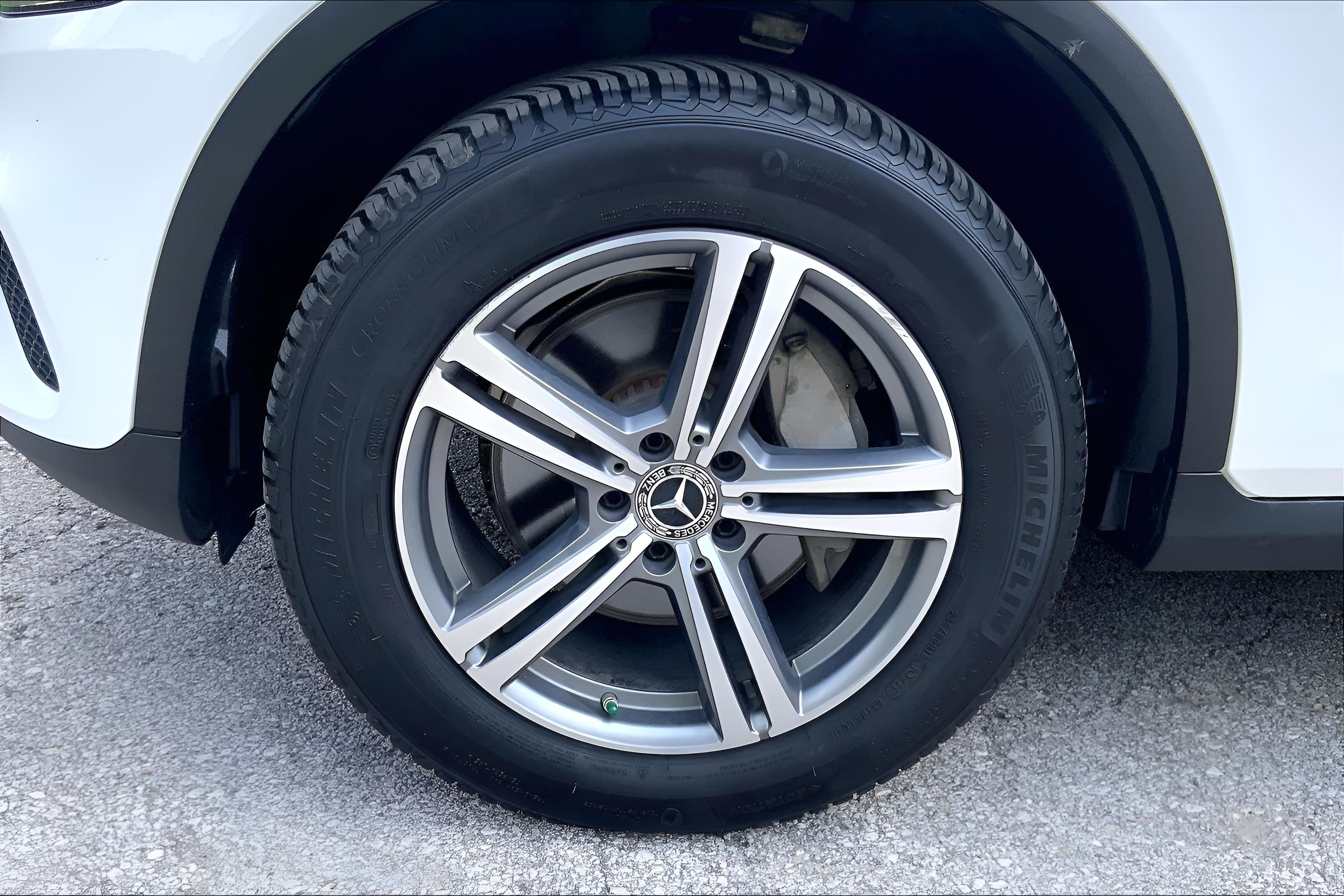 2020 Mercedes-Benz GLC GLC 300