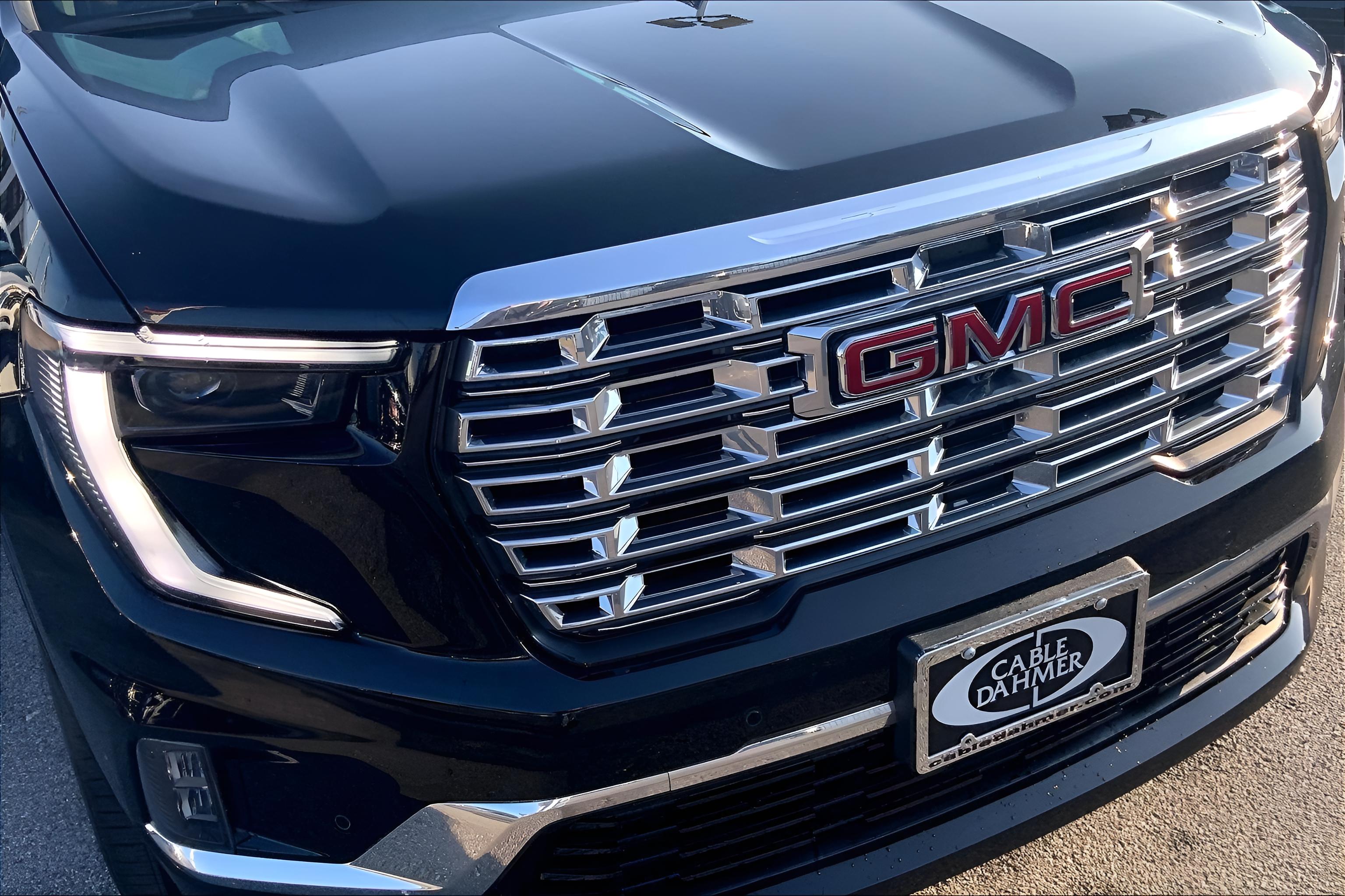 2025 GMC Acadia Denali