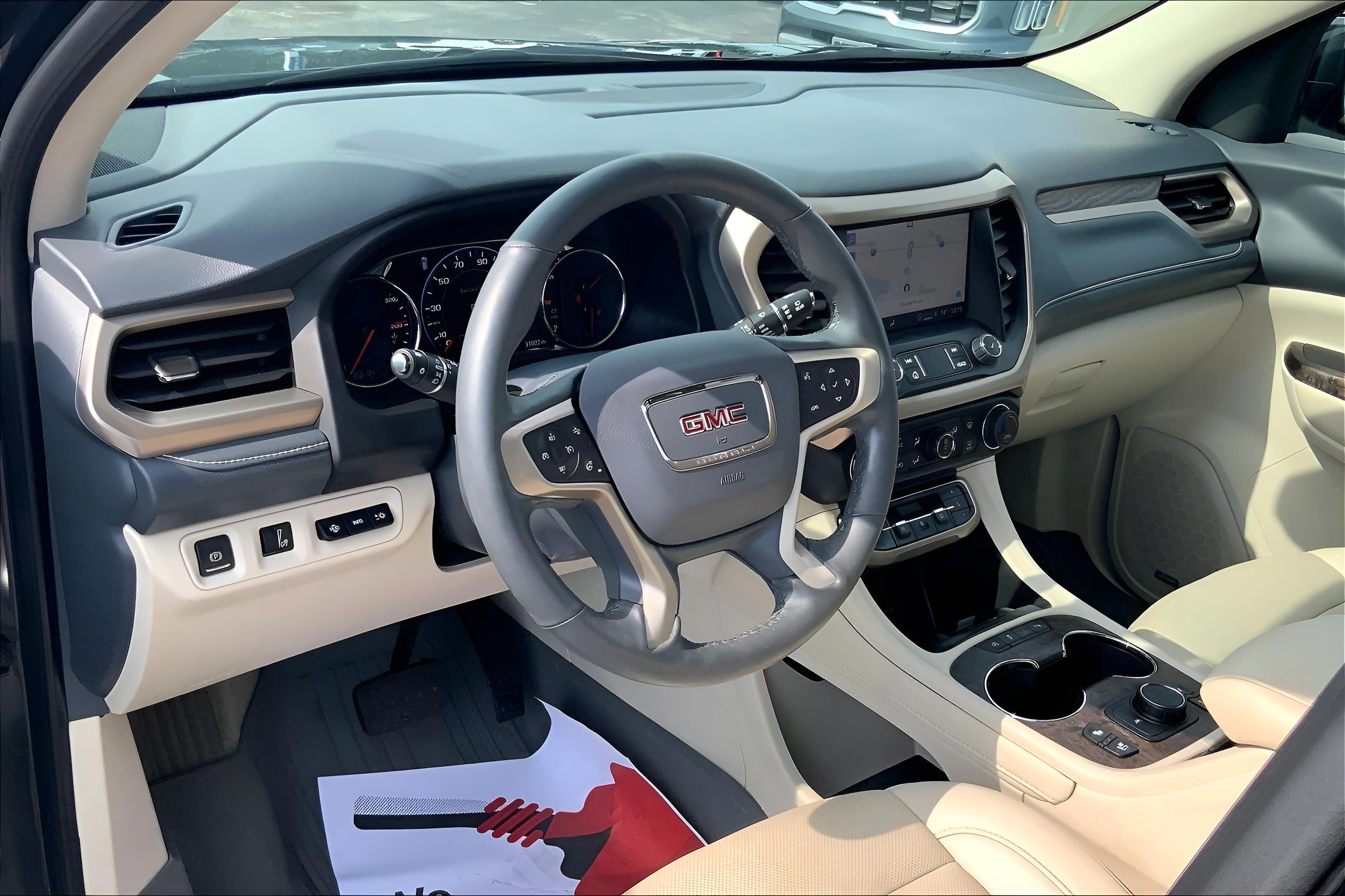 2023 GMC Acadia Denali