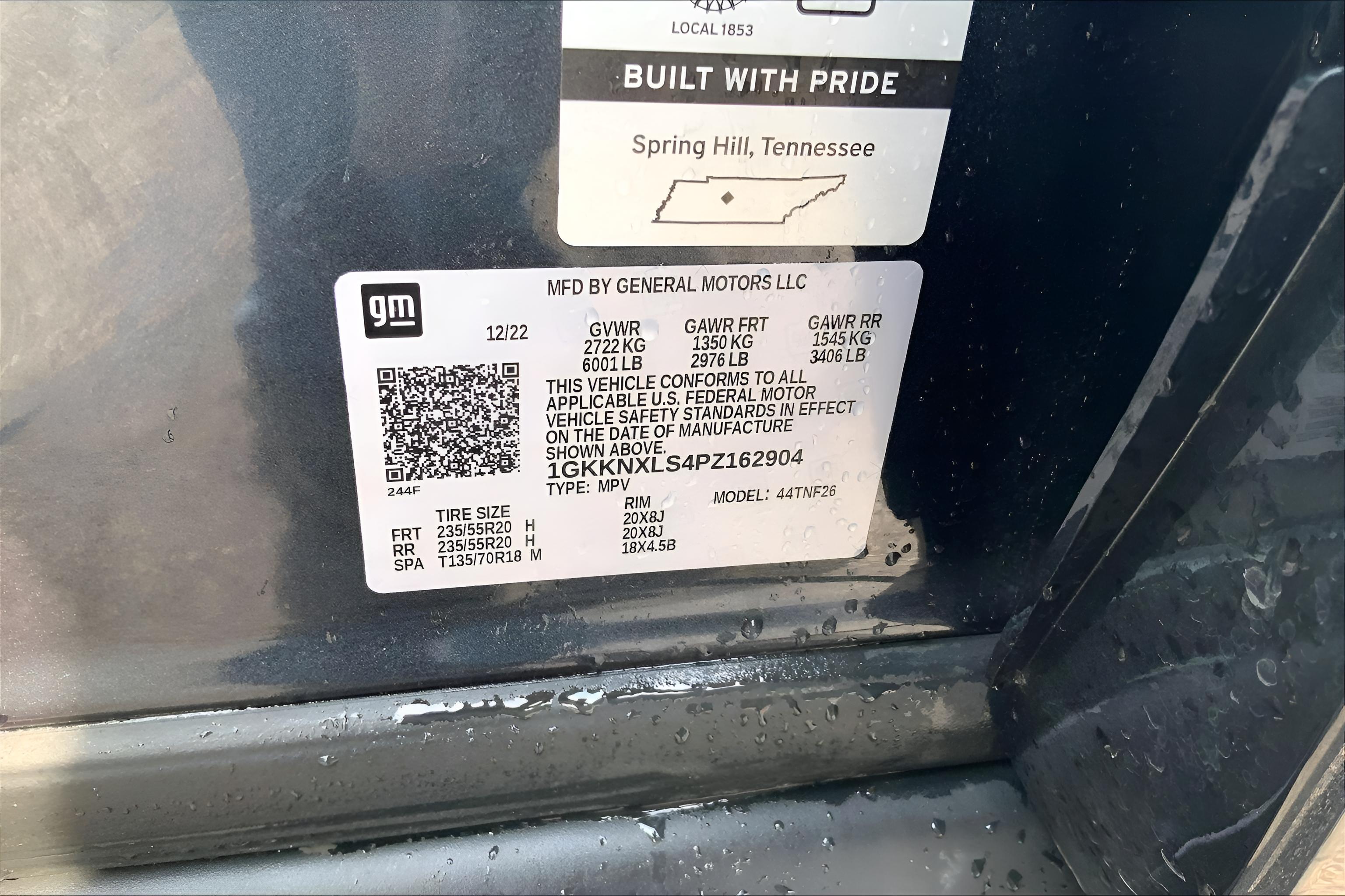 2023 GMC Acadia Denali