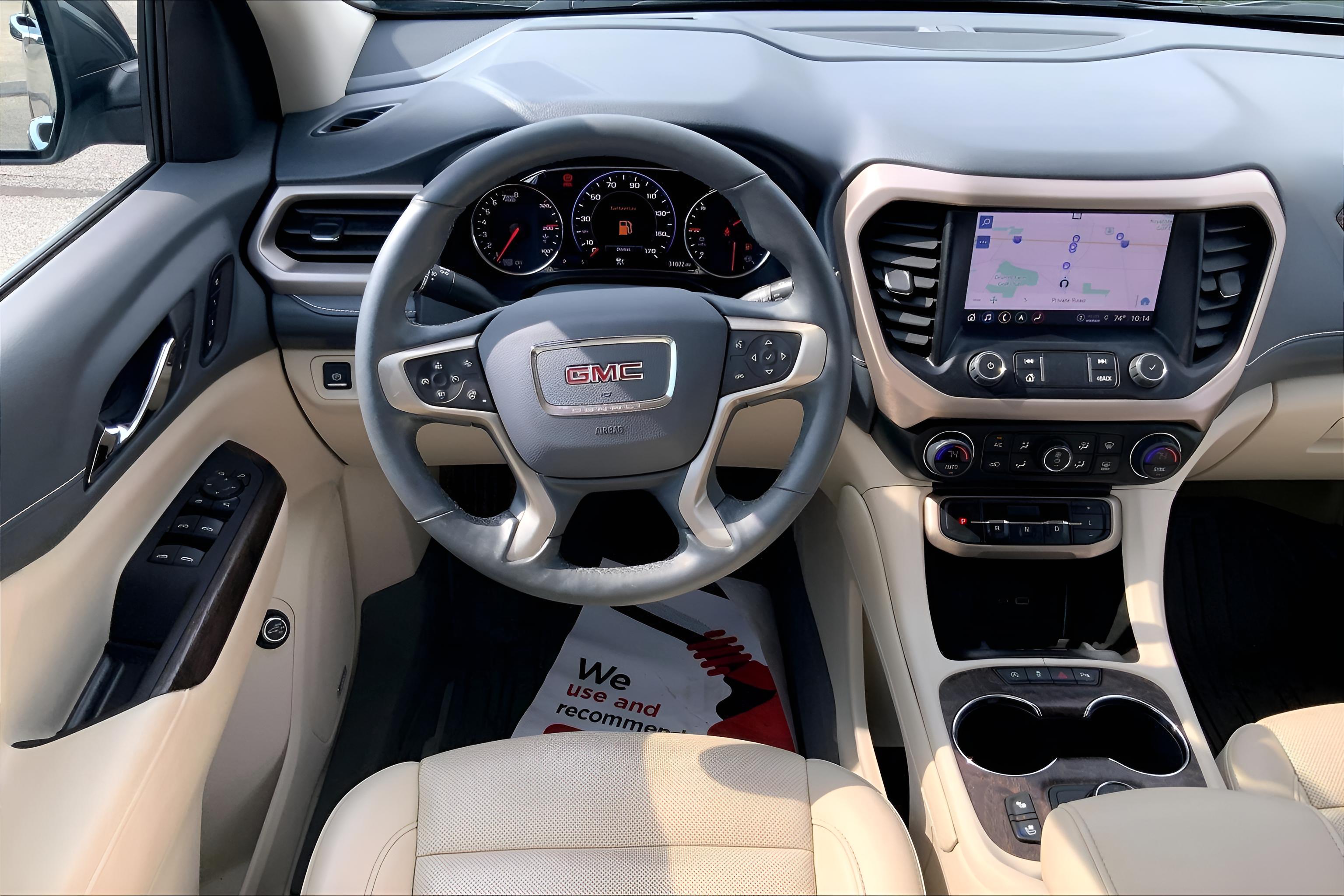 2023 GMC Acadia Denali