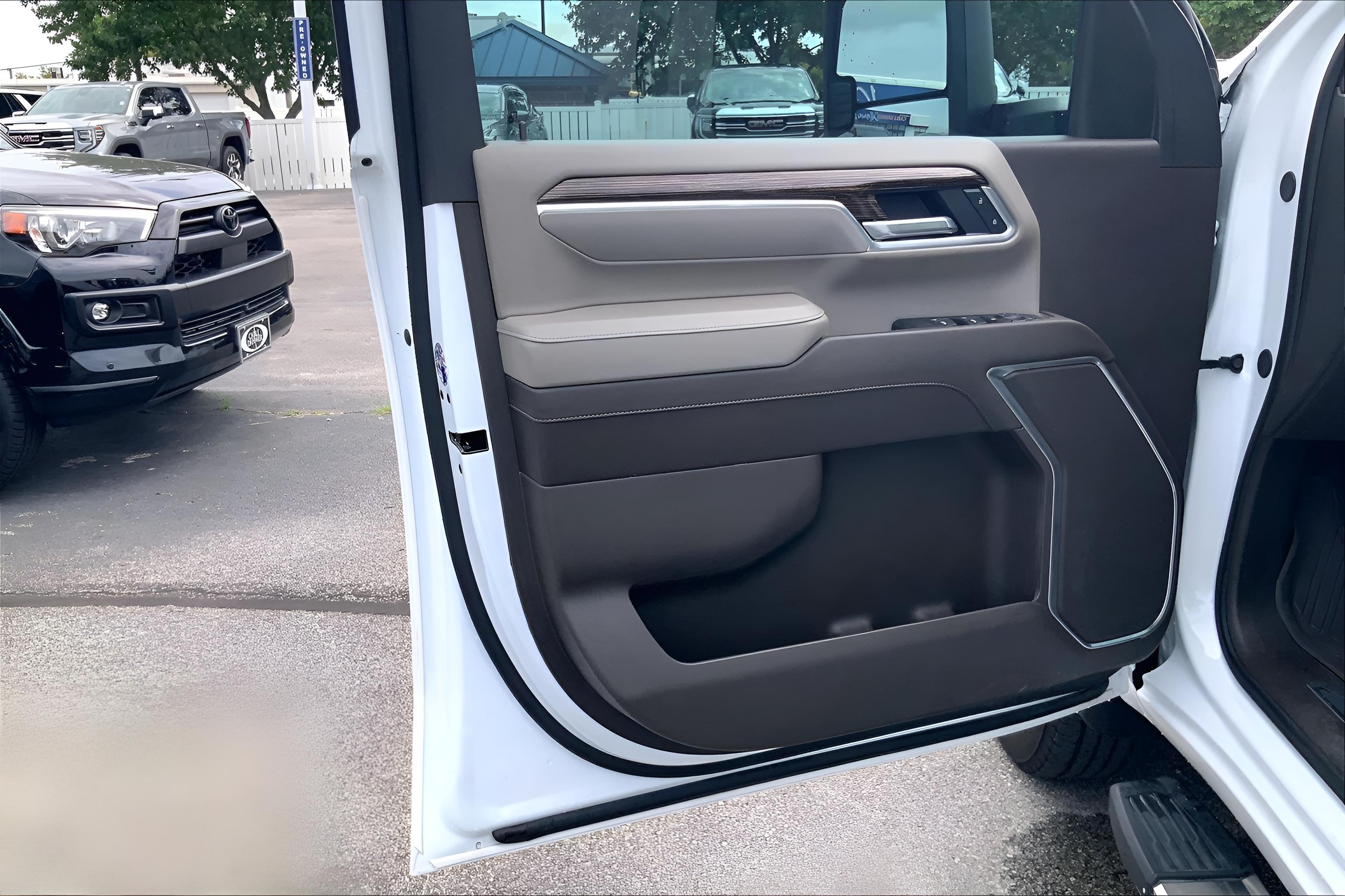 2025 GMC Sierra 2500 HD SLE