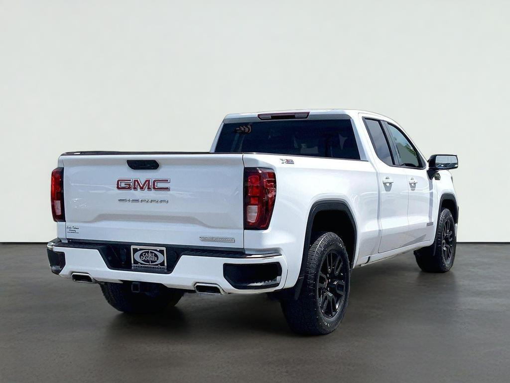 2025 GMC Sierra 1500 Elevation