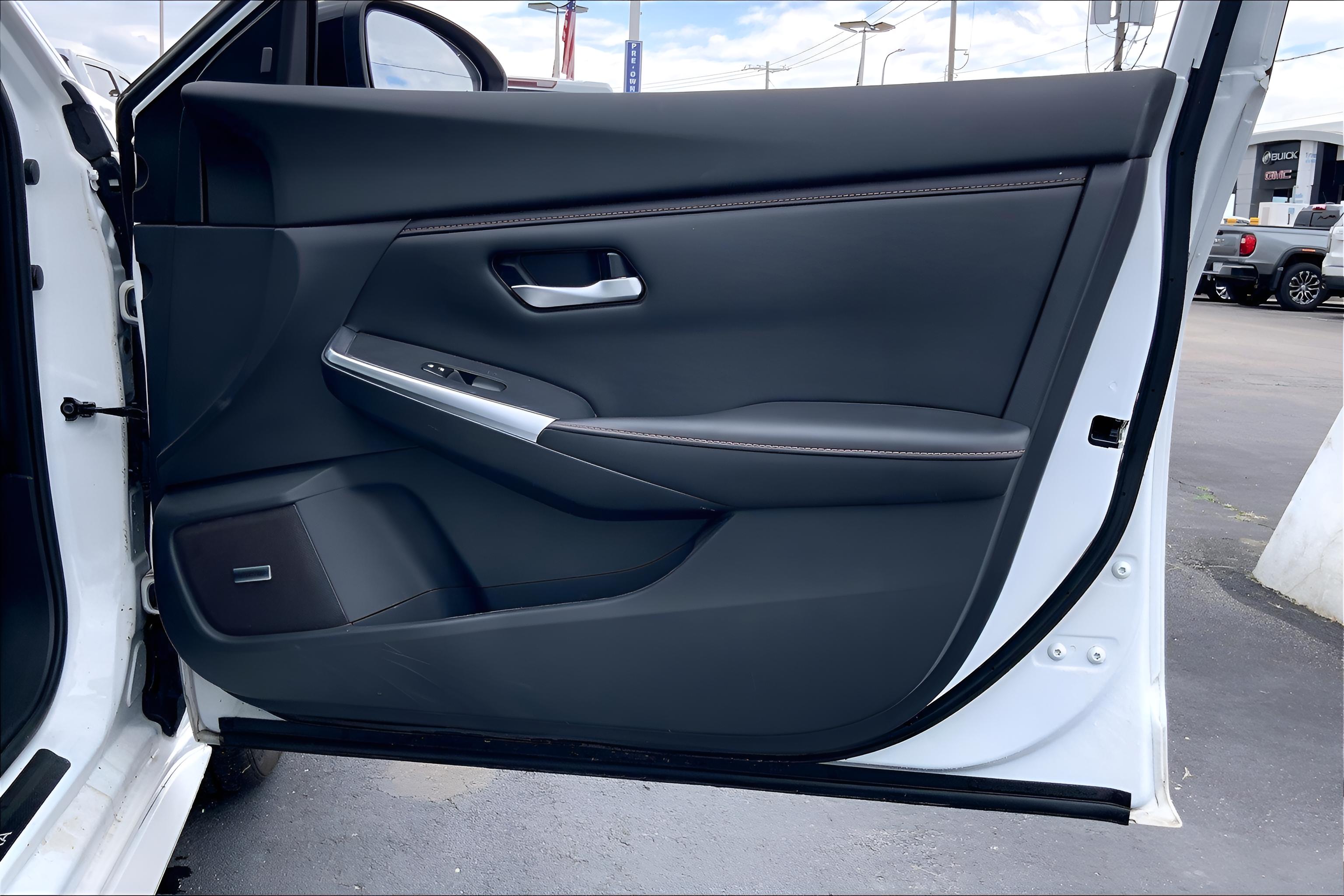 2022 Nissan Sentra SR