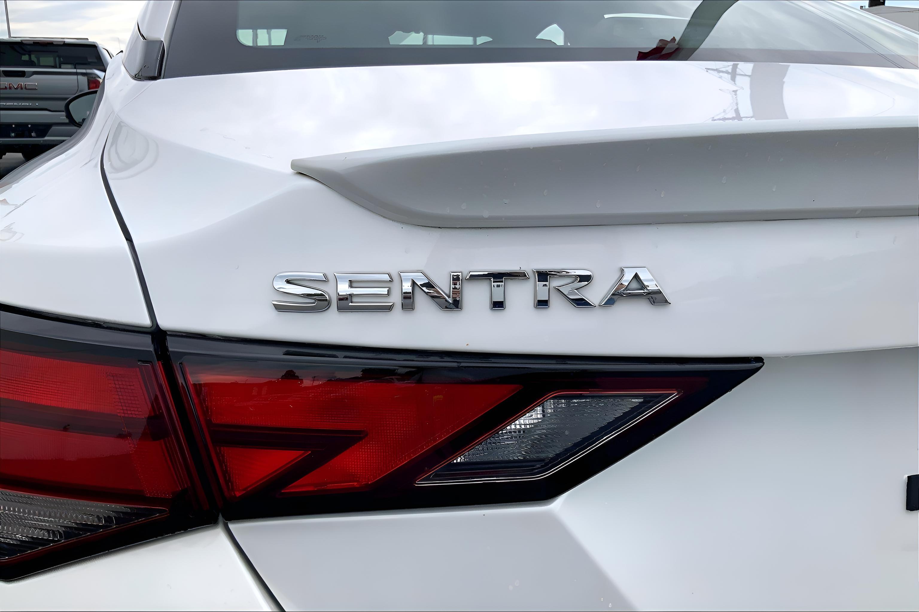 2022 Nissan Sentra SR