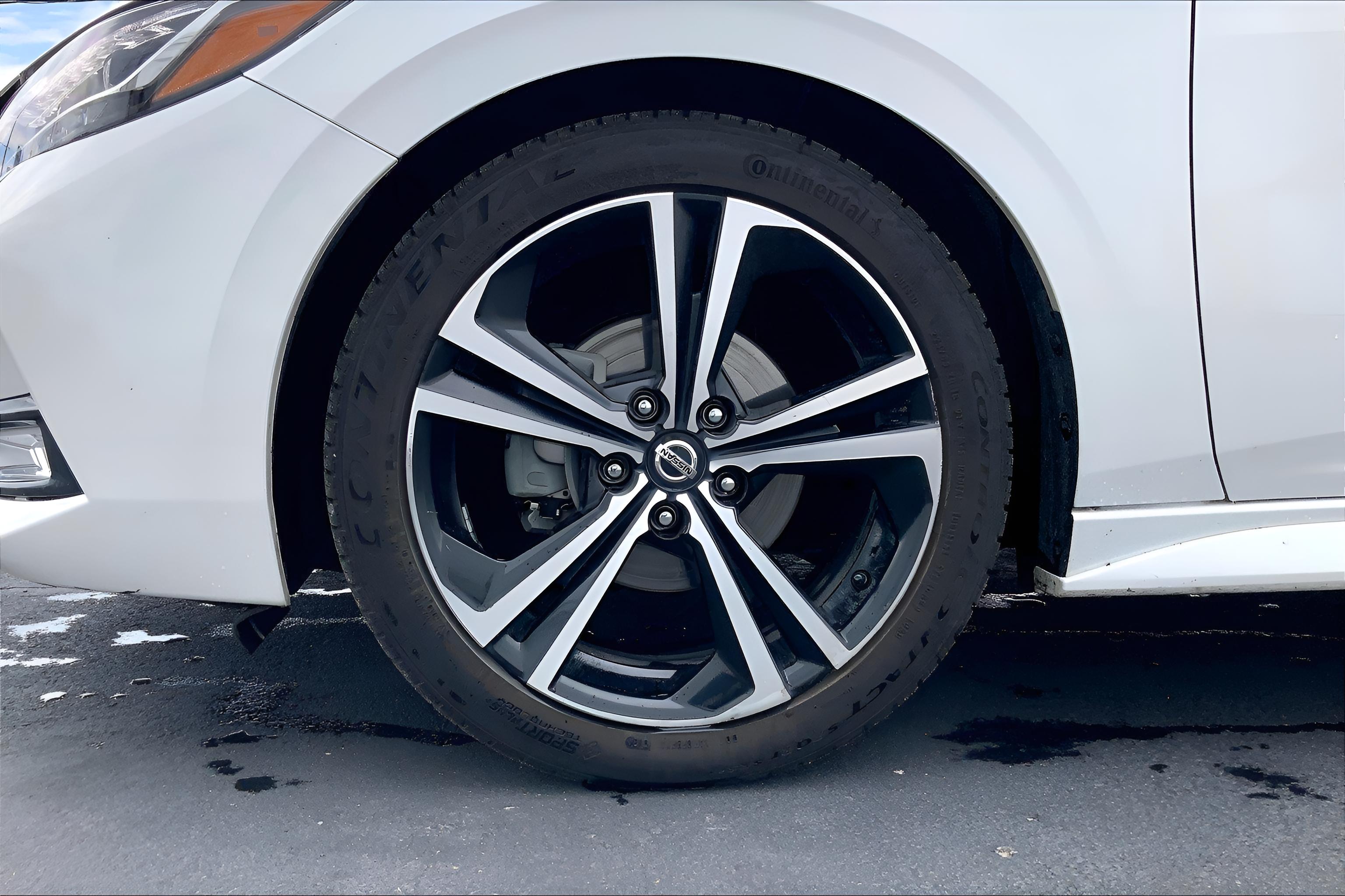 2022 Nissan Sentra SR