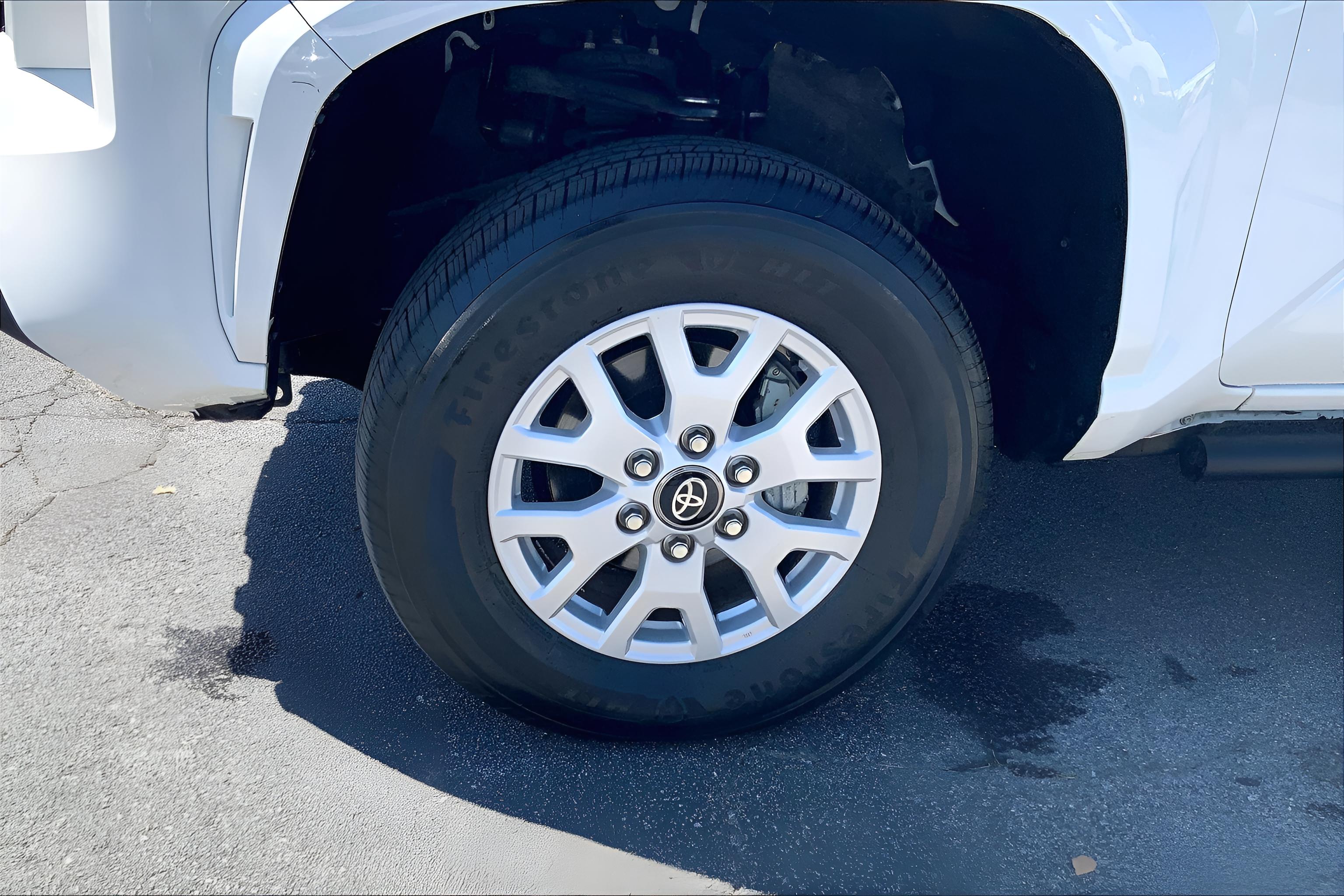 2024 Toyota Tacoma 2WD SR5