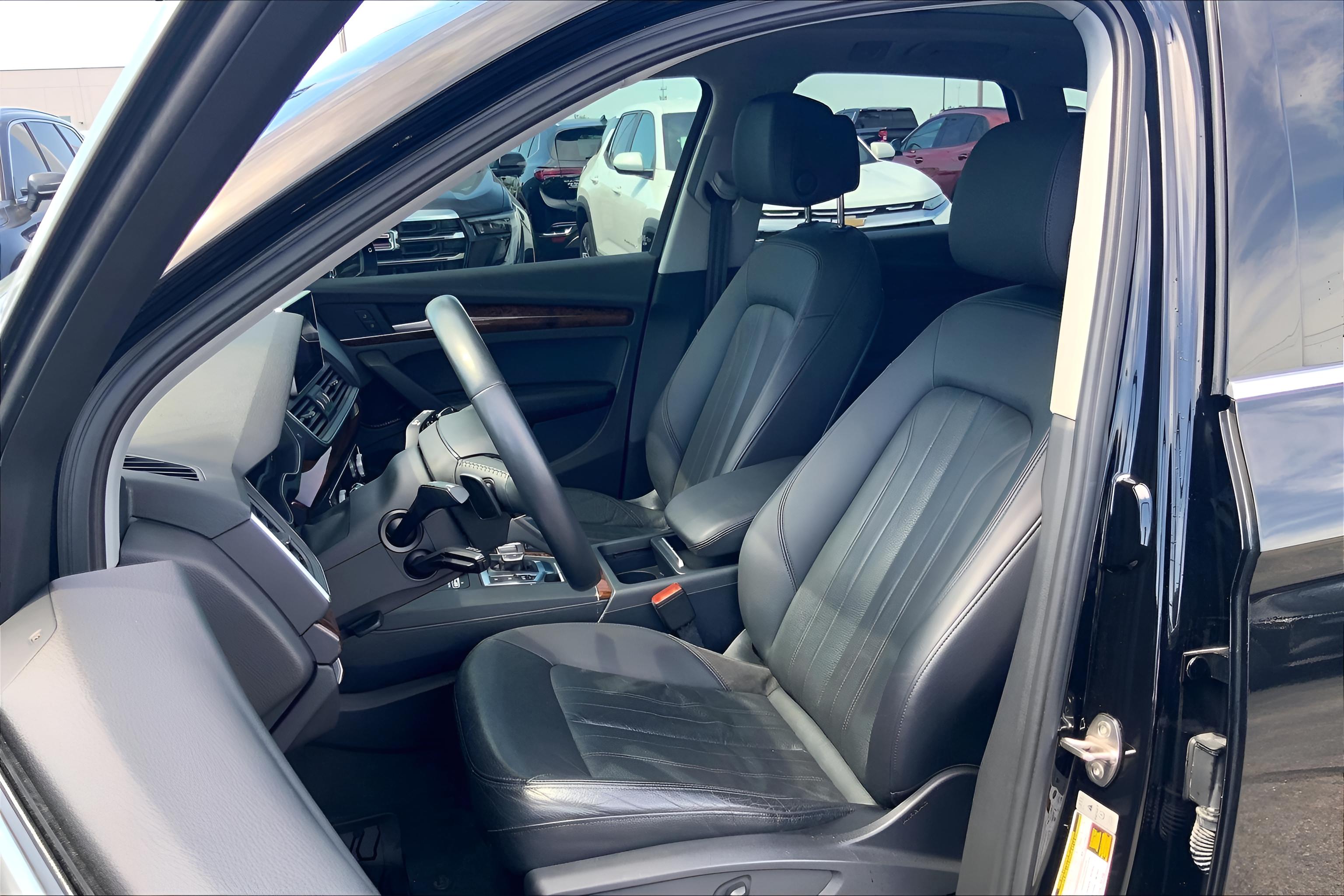 2018 Audi Q5 Premium Plus