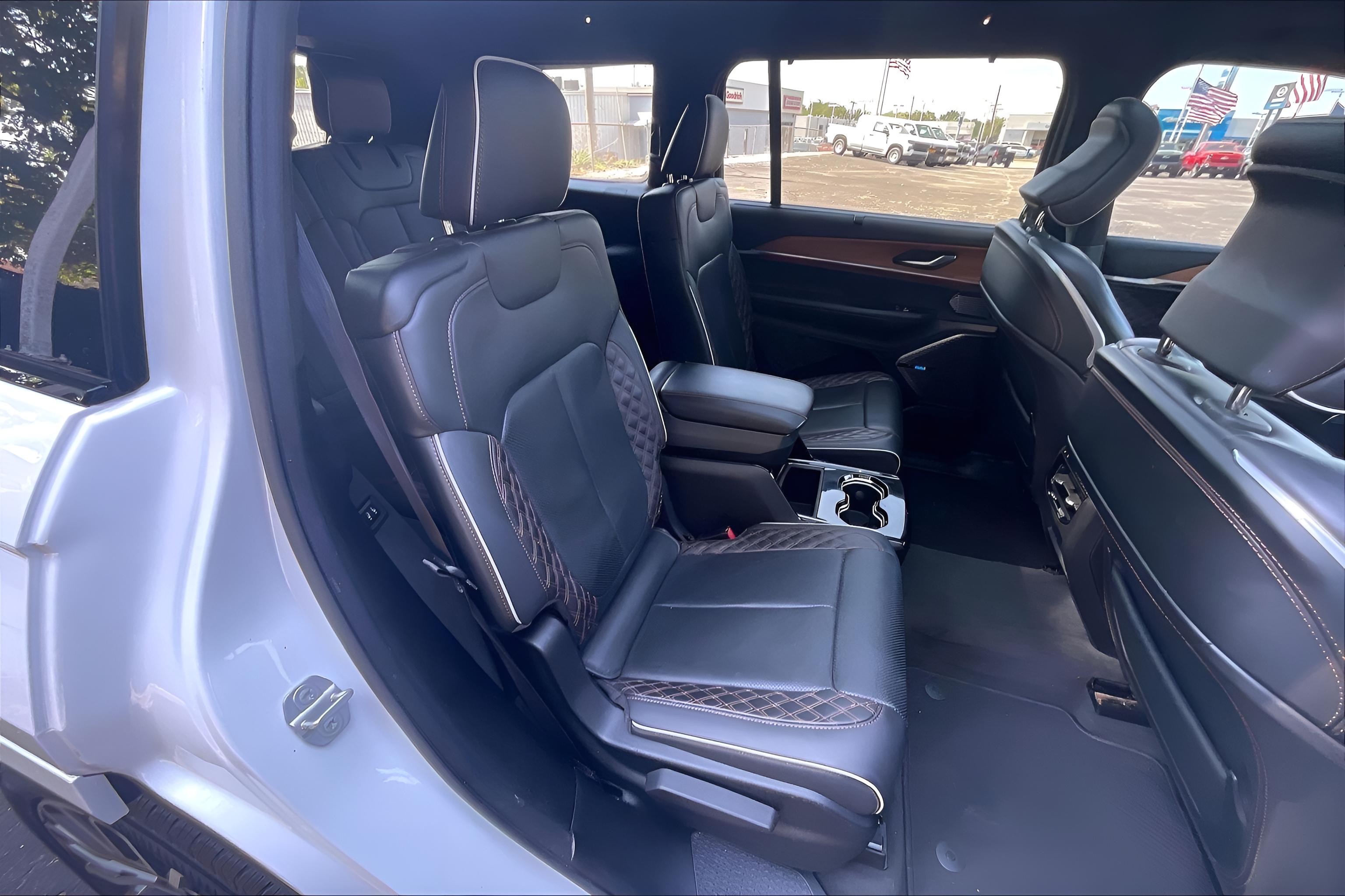2021 Jeep Grand Cherokee L Summit Reserve
