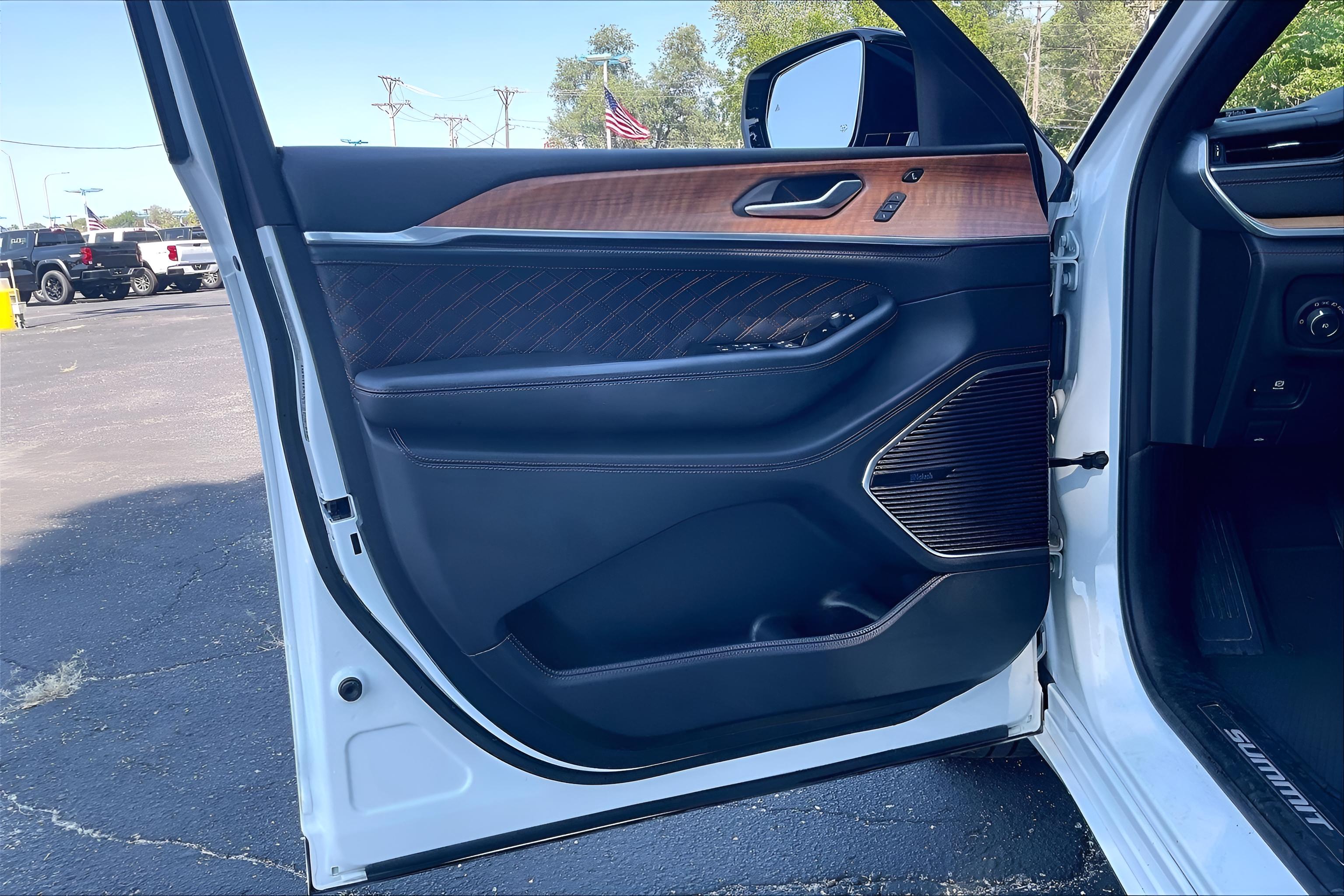 2021 Jeep Grand Cherokee L Summit Reserve
