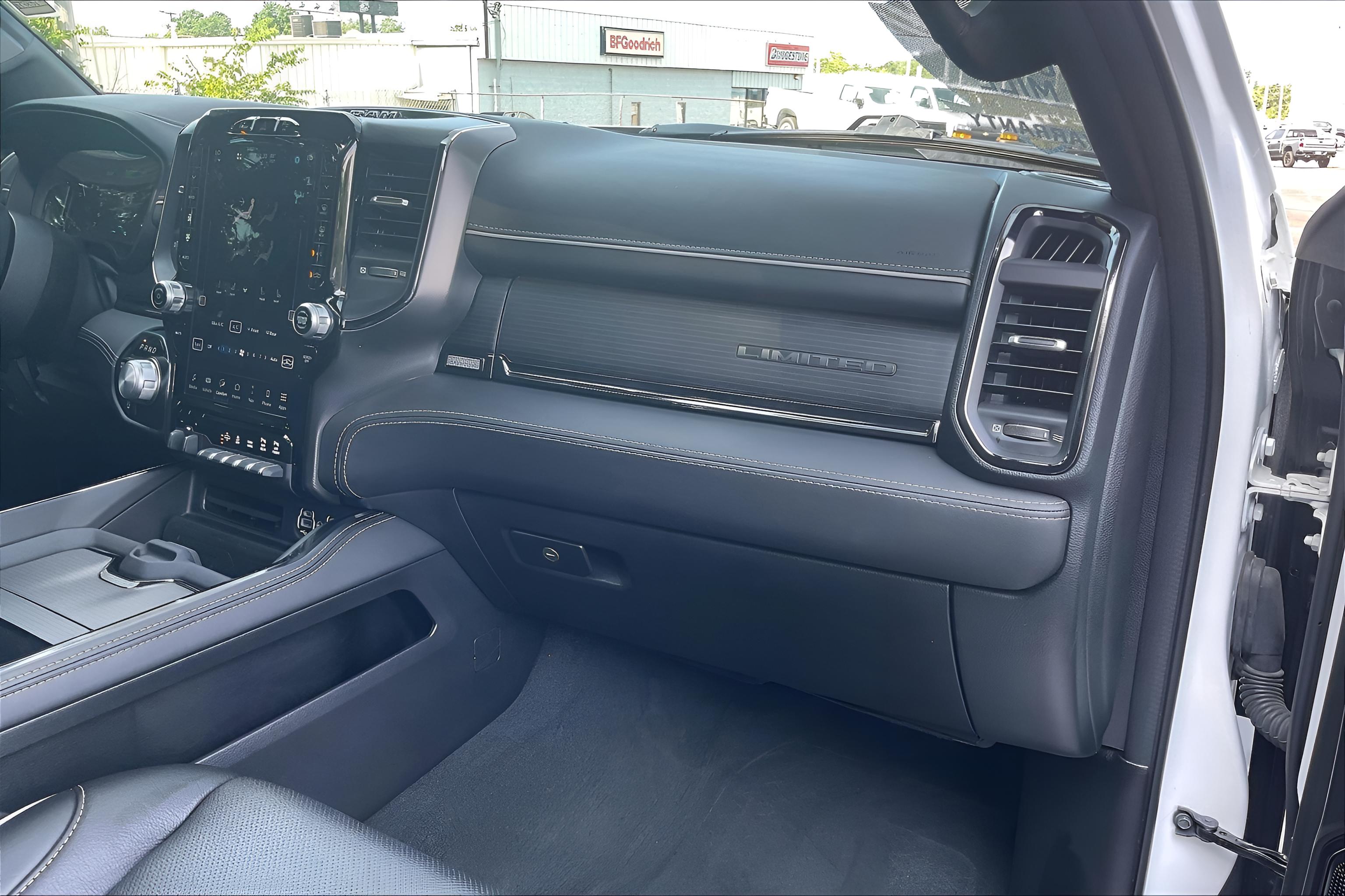 2024 RAM 1500 Limited