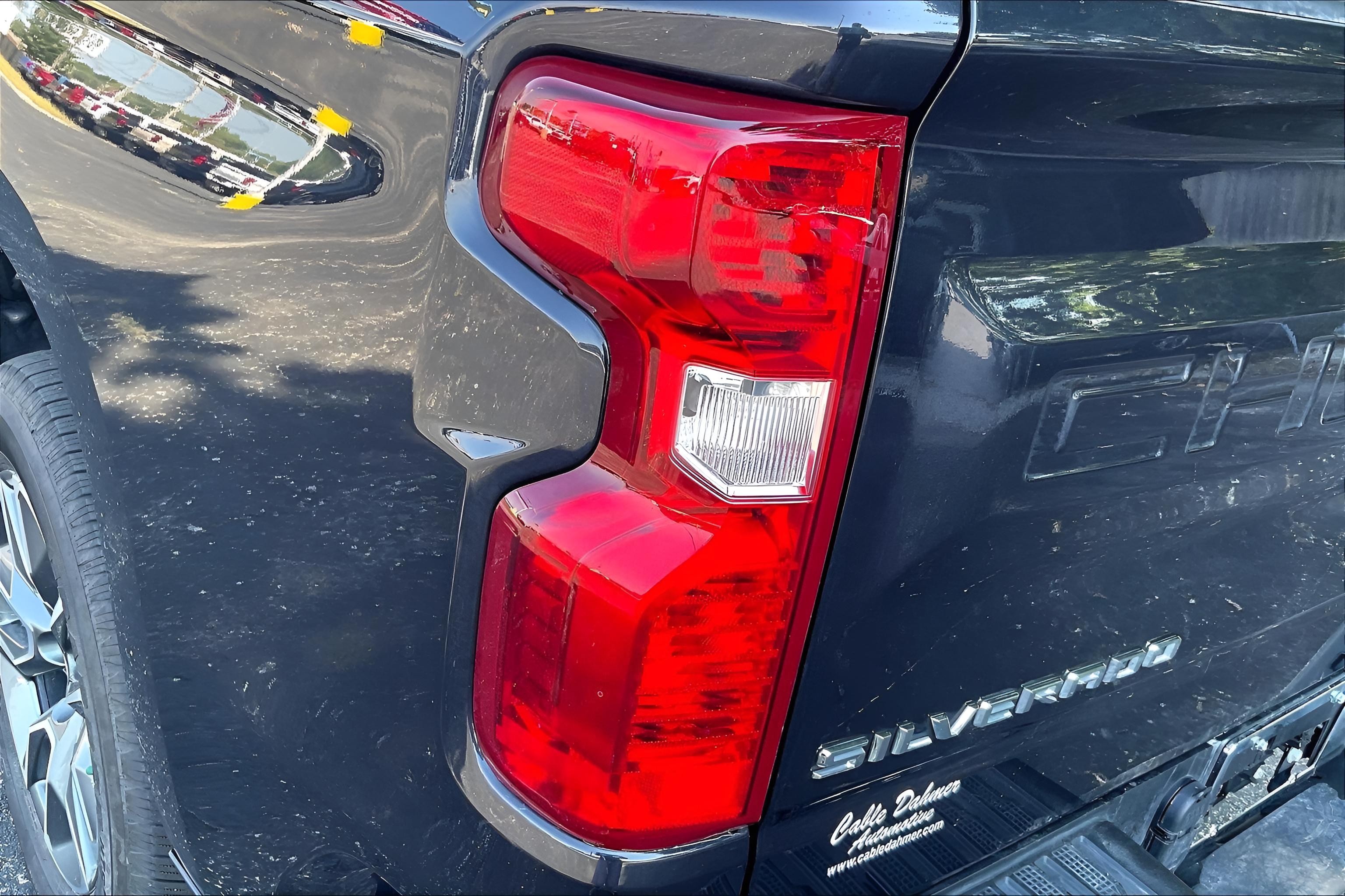 2024 Chevrolet Silverado 1500 LT (2FL)