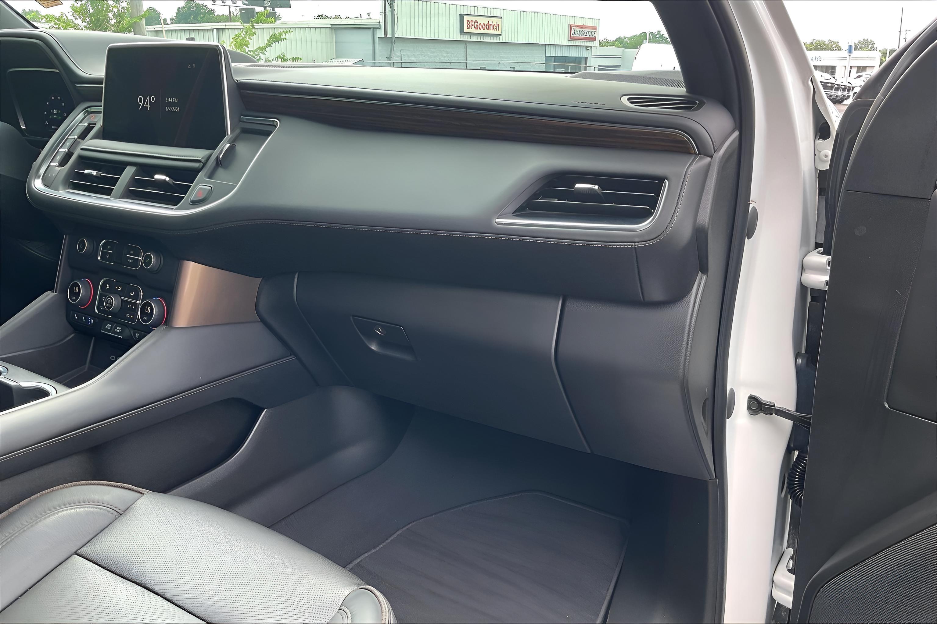 2023 Chevrolet Suburban High Country