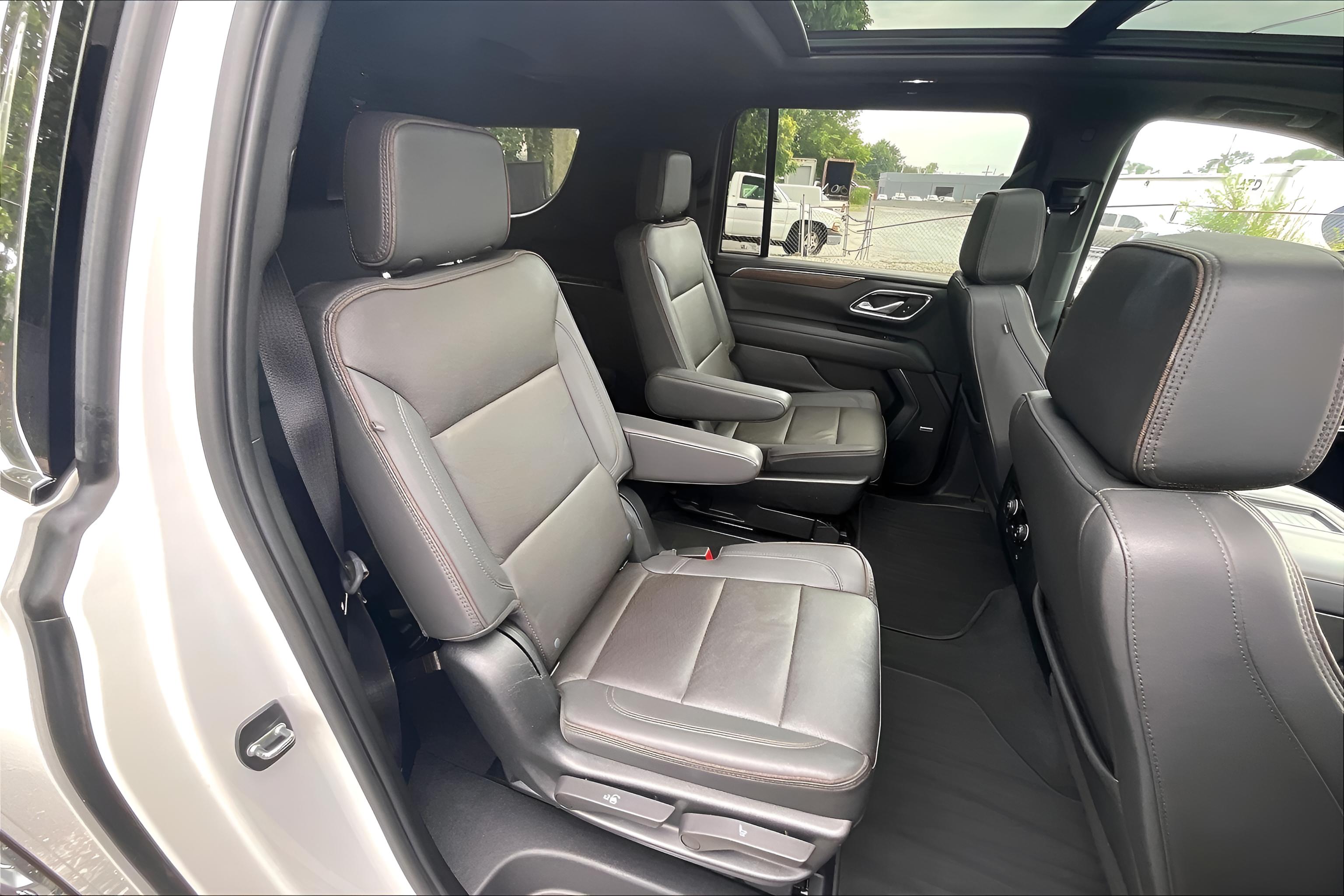 2023 Chevrolet Suburban High Country