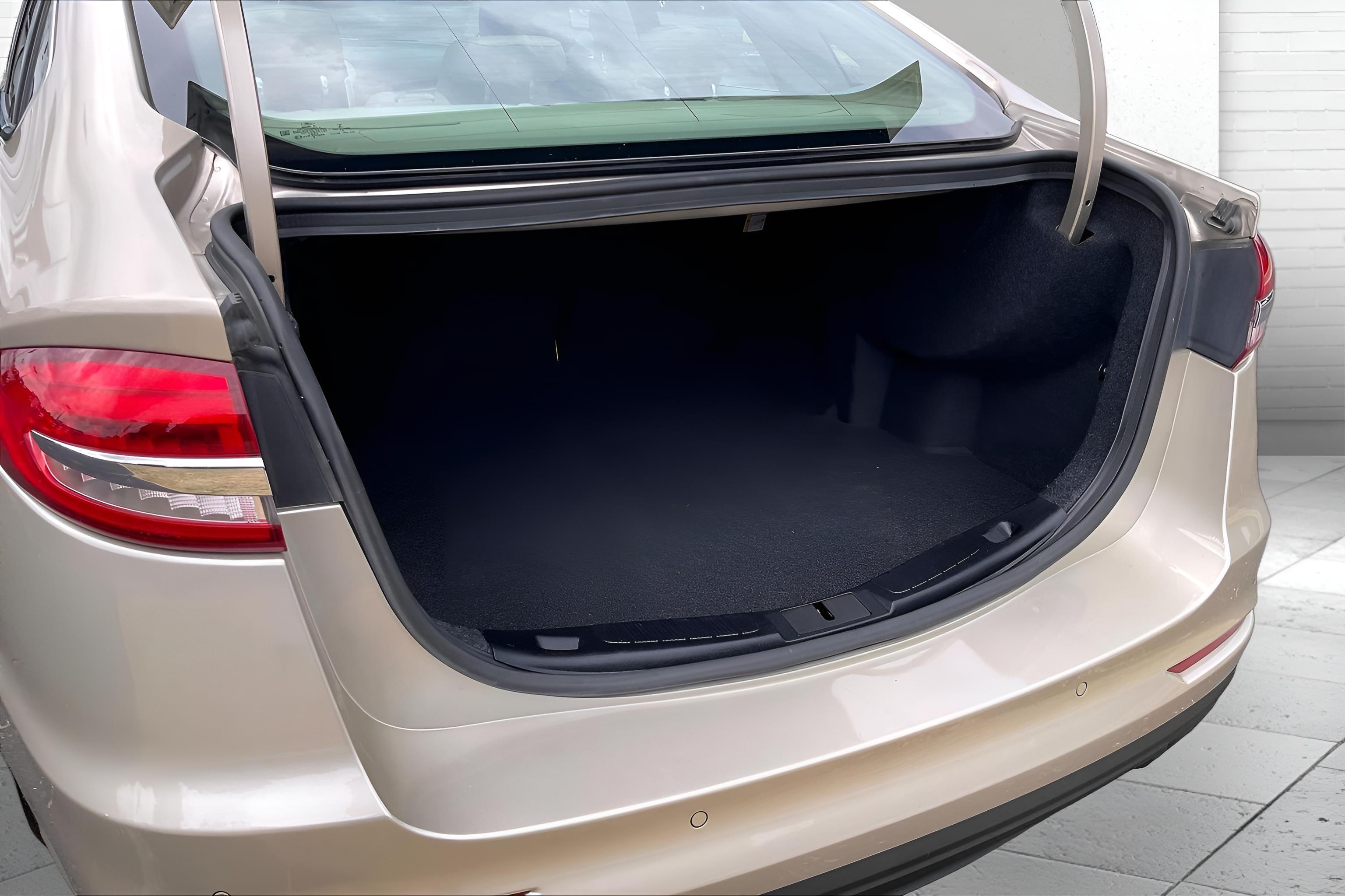 2019 Ford Fusion SEL