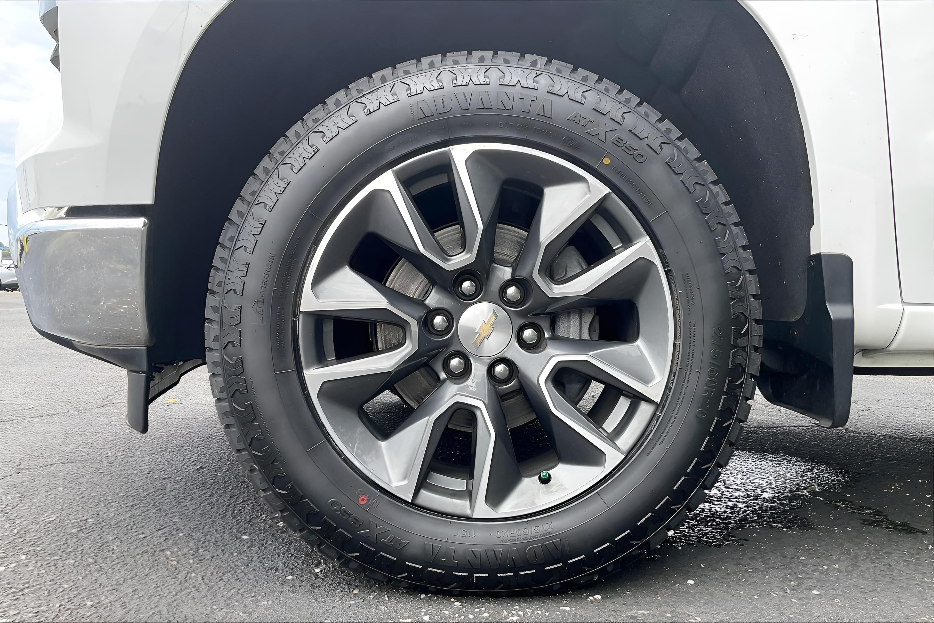 2023 Chevrolet Silverado 1500 LT (2FL)