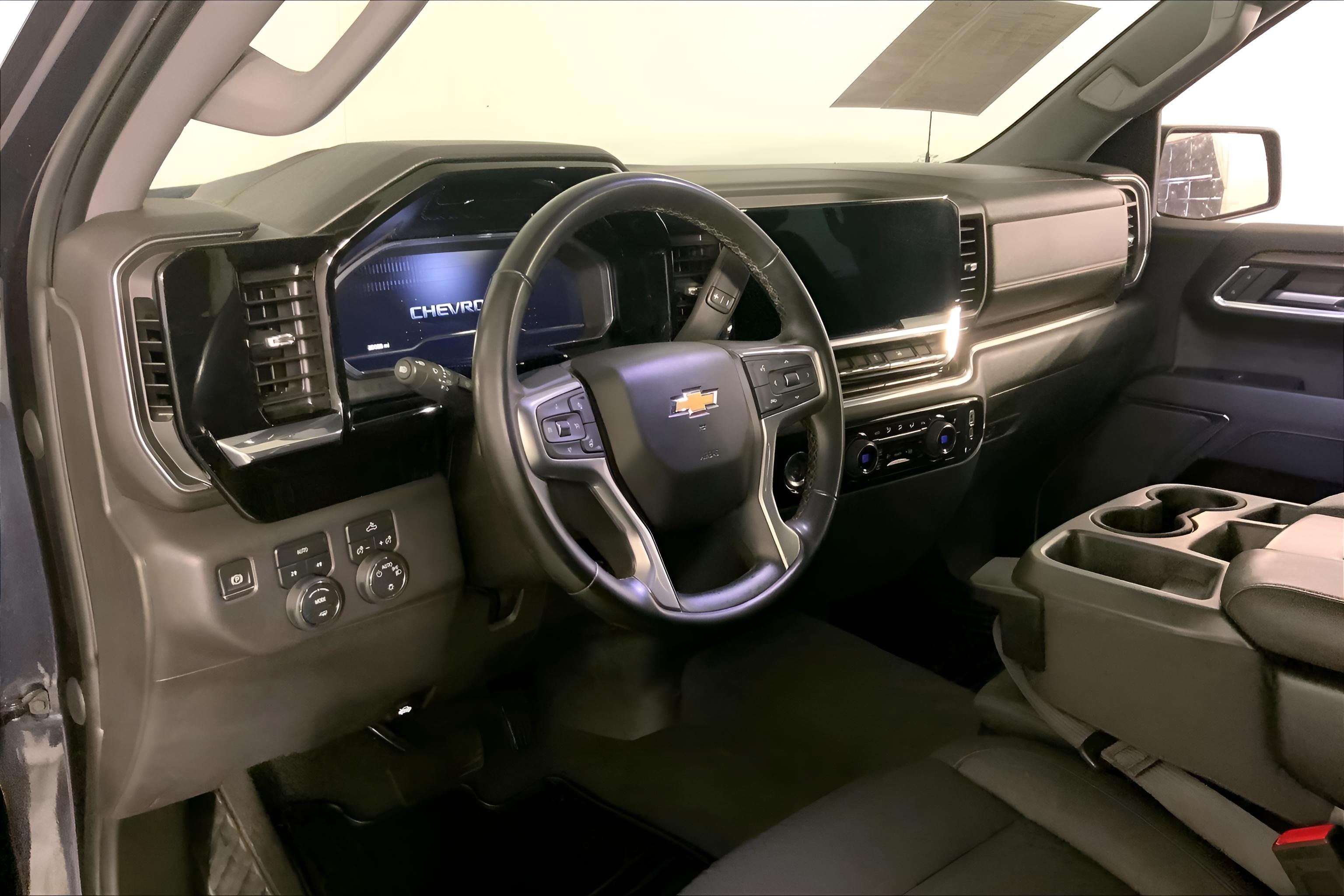 2023 Chevrolet Silverado 1500 LT