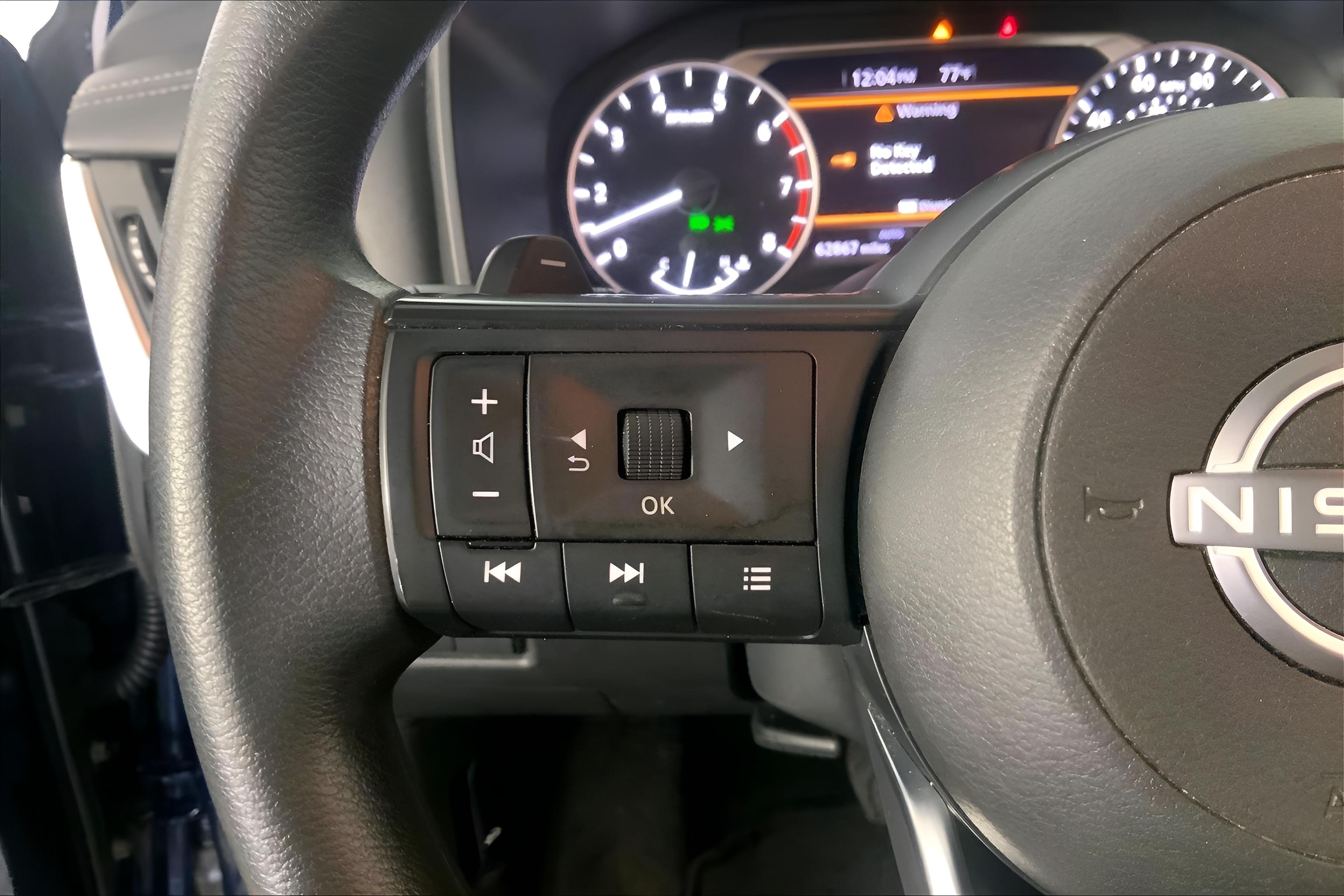 2024 Nissan ROGUE SV