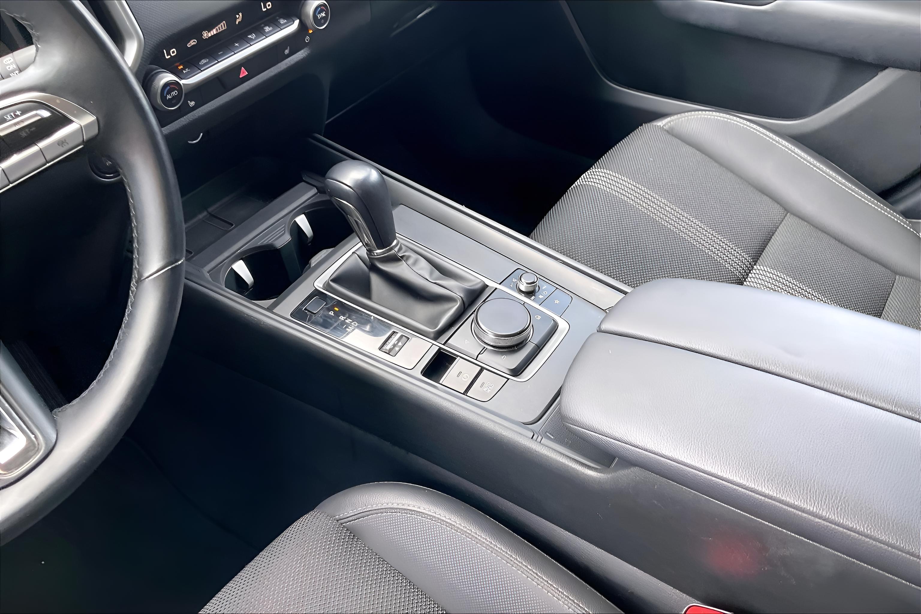 2025 Mazda Mazda CX-50 2.5 S Preferred Package