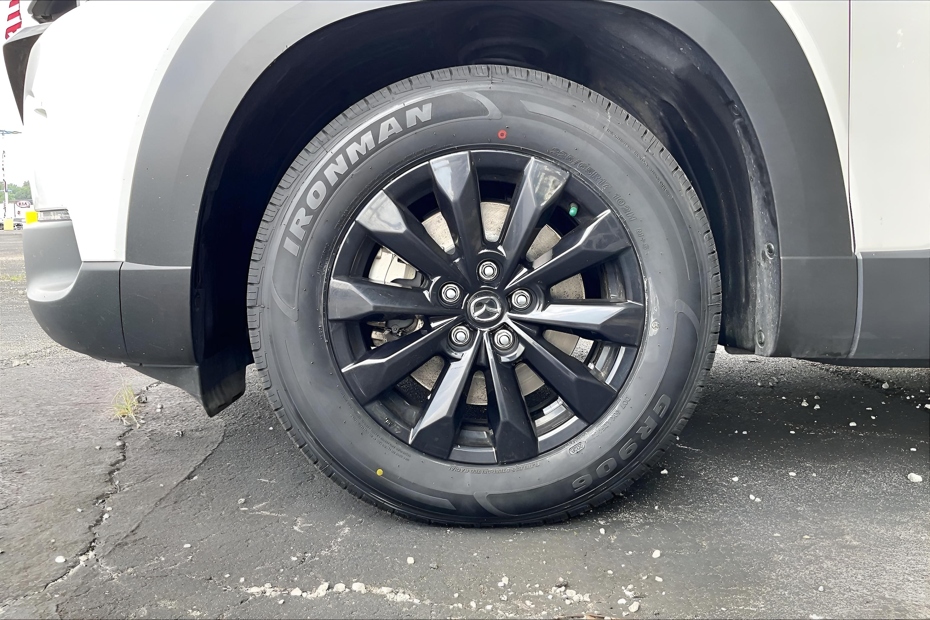 2025 Mazda Mazda CX-50 2.5 S Preferred Package