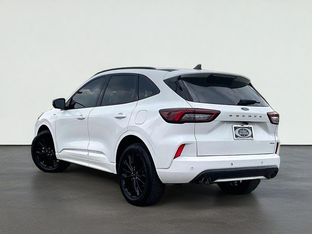 2023 Ford Escape ST-Line Elite