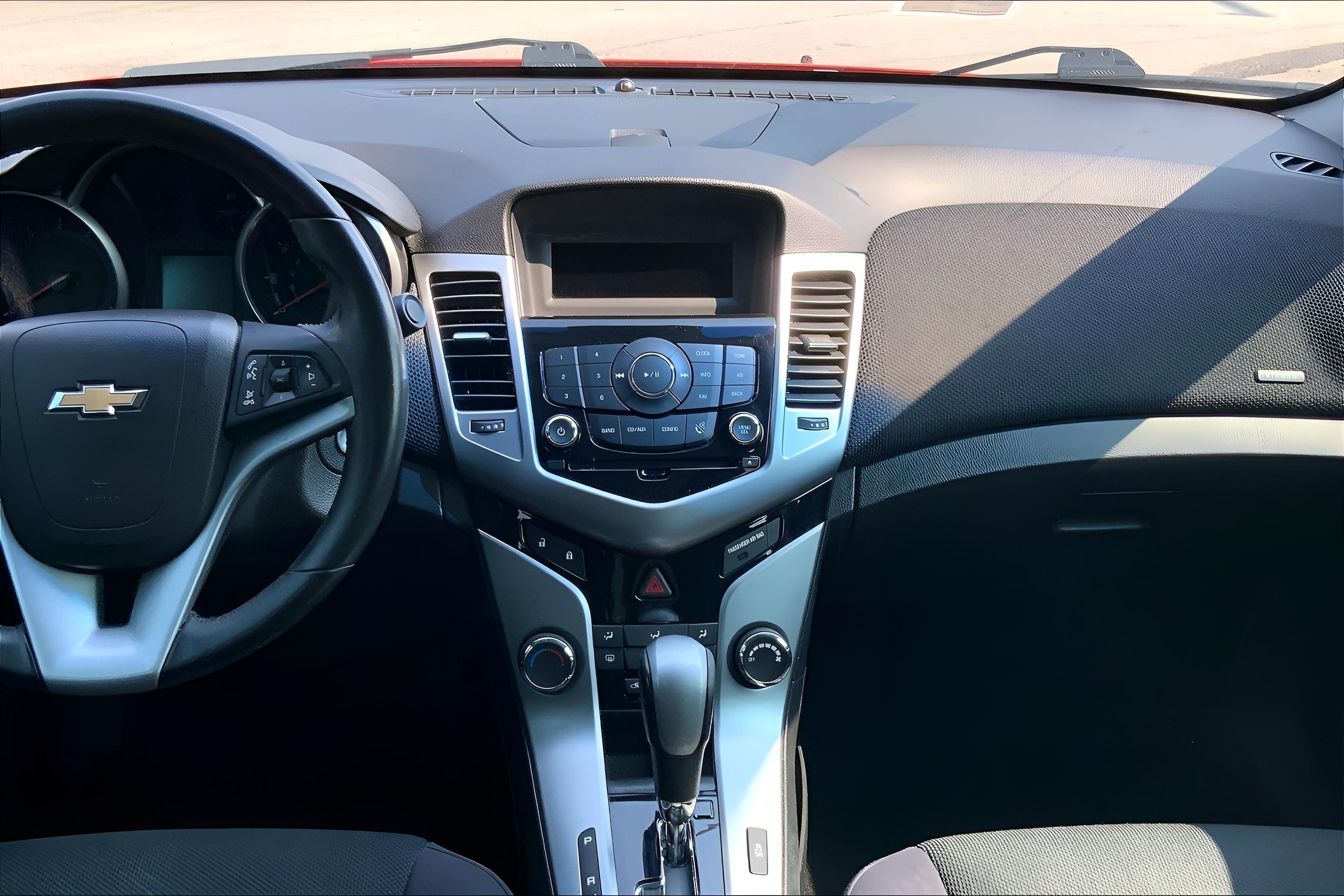 2014 Chevrolet Cruze 1LT