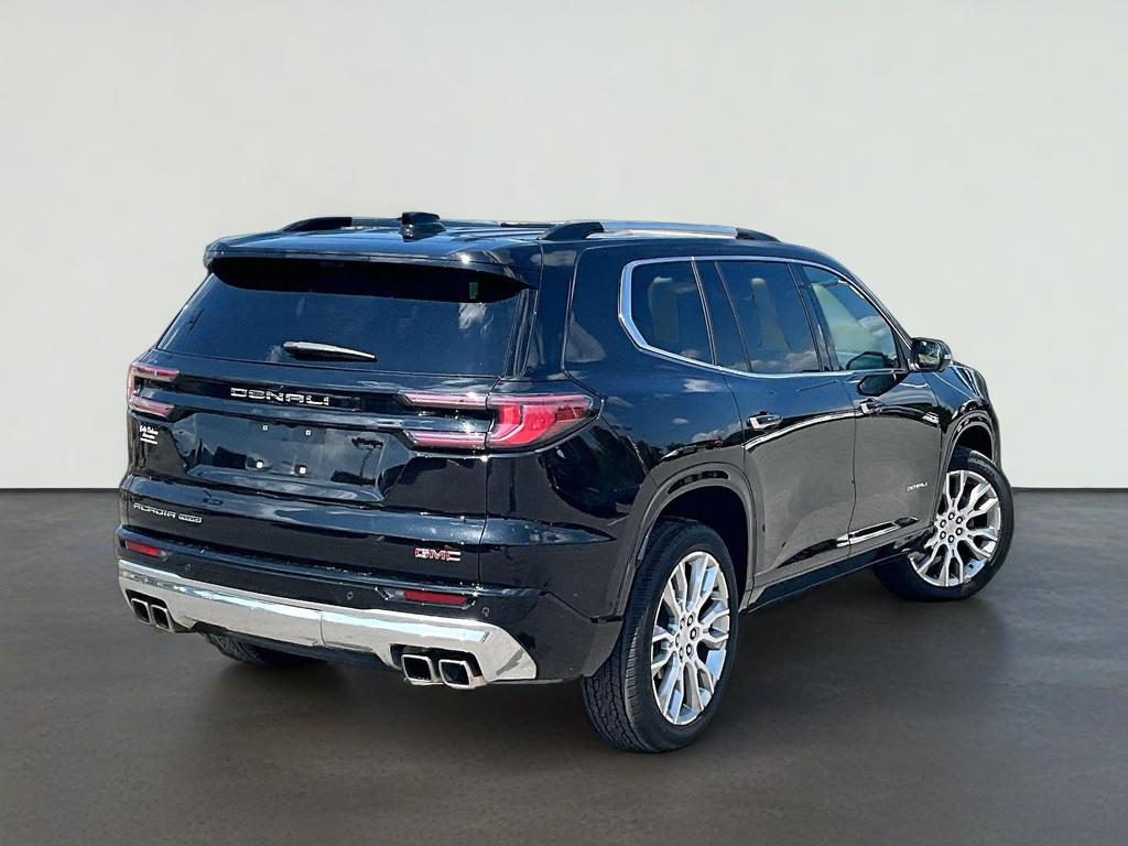2024 GMC Acadia Denali