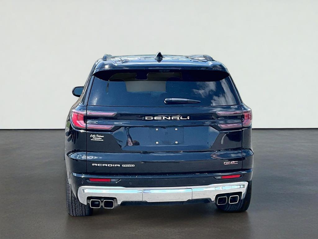 2024 GMC Acadia Denali