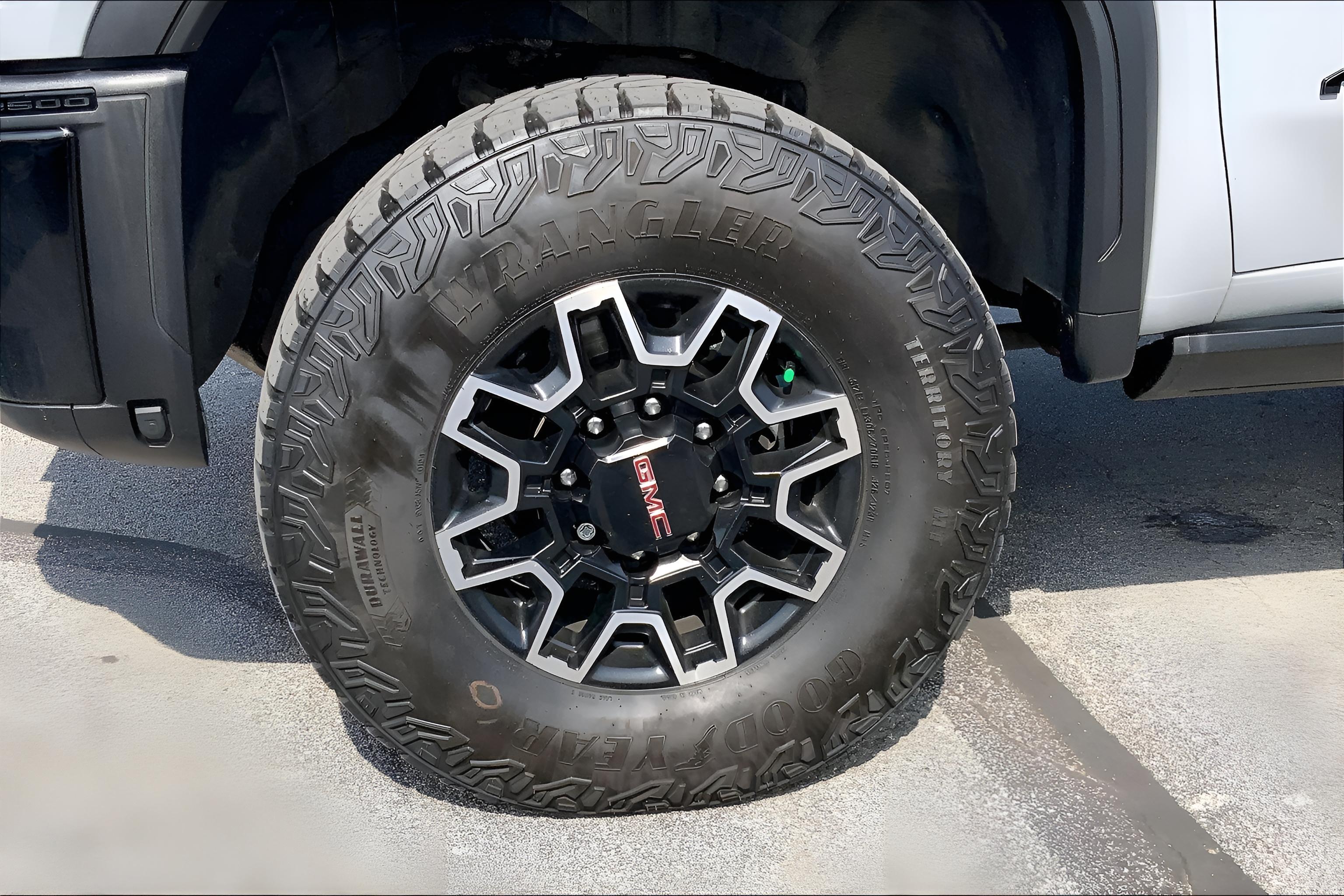 2024 GMC Sierra 2500 HD AT4X