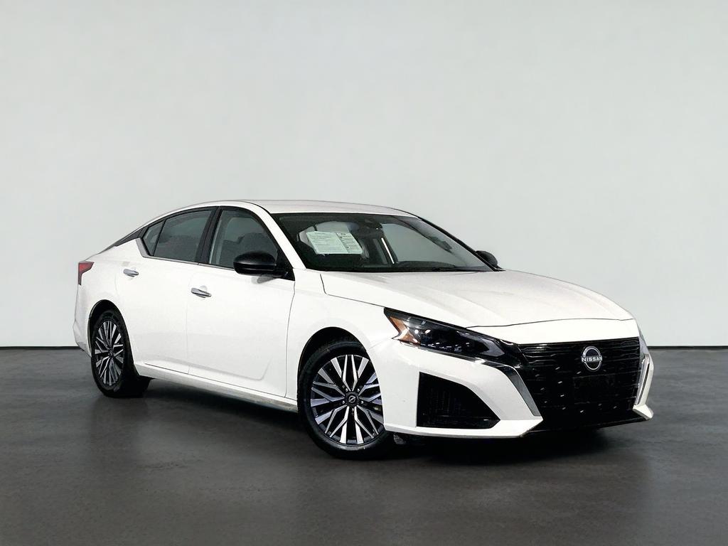 2025 Nissan Altima