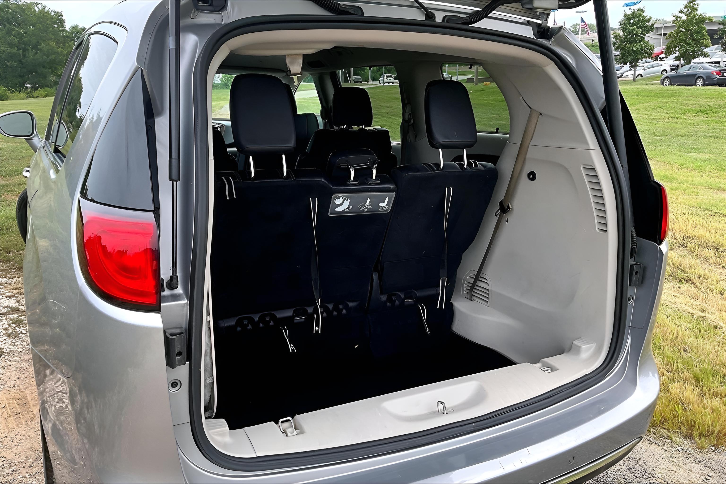 2018 Chrysler Pacifica Touring L