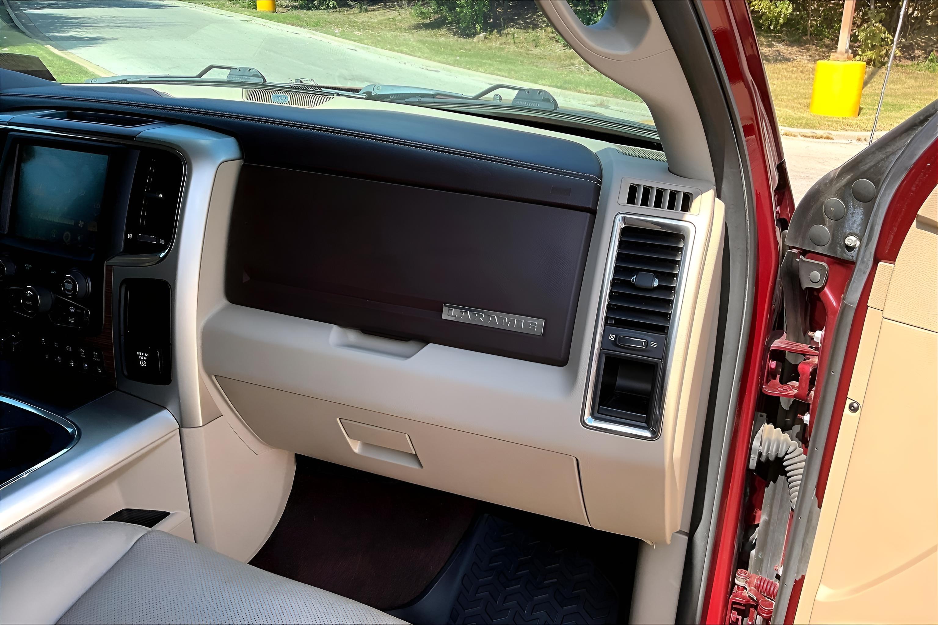 2016 RAM 2500 Laramie