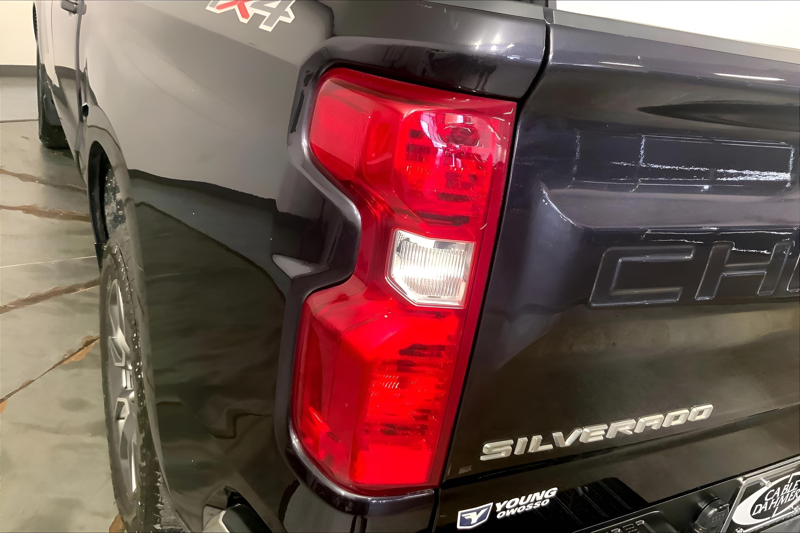 2024 Chevrolet Silverado 1500 LT (2FL)
