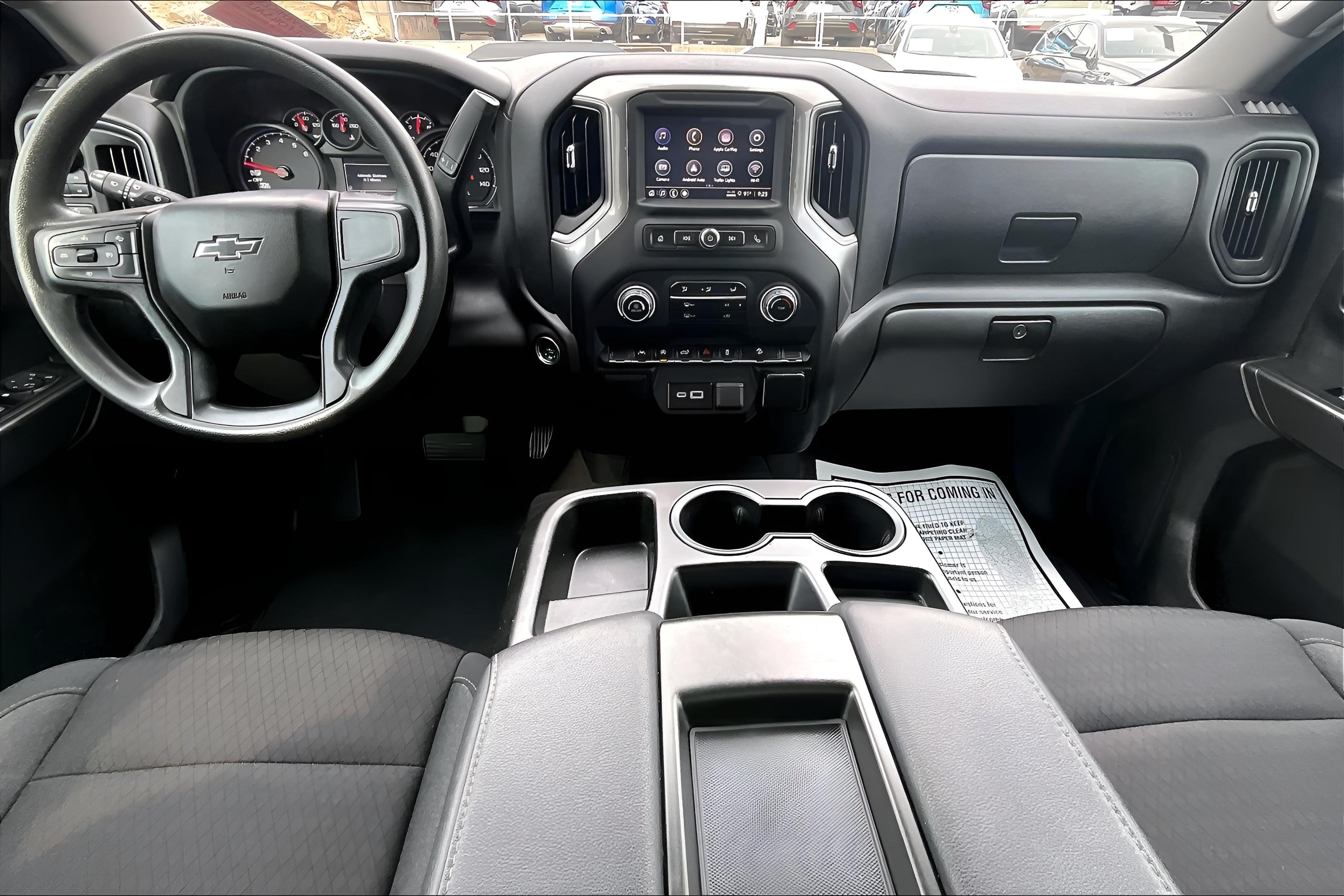 2024 Chevrolet Silverado 1500 Custom Trail Boss