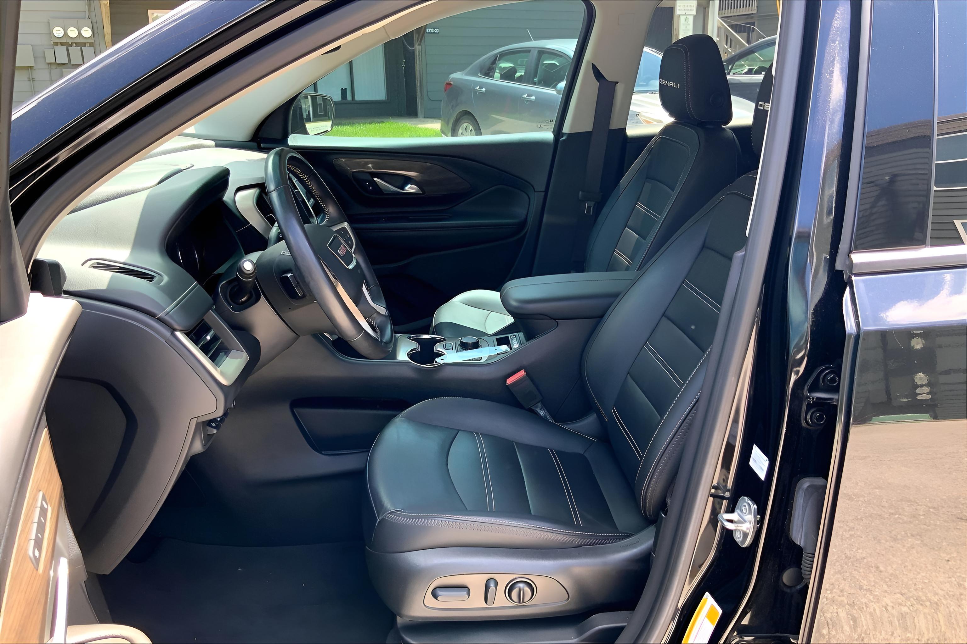 2022 GMC Terrain Denali